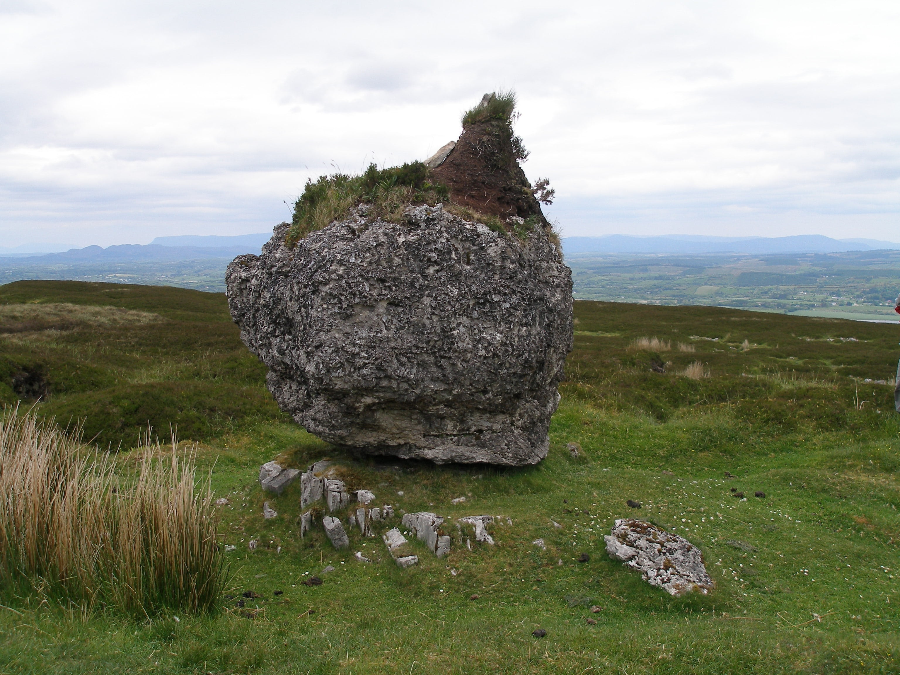 mountain, beauty in nature, environment, nature, no people, megaliths, solid, tranquility, cloud - sky, tranquil scene, rock, non-urban scene, 2K, celts, HD Wallpaper