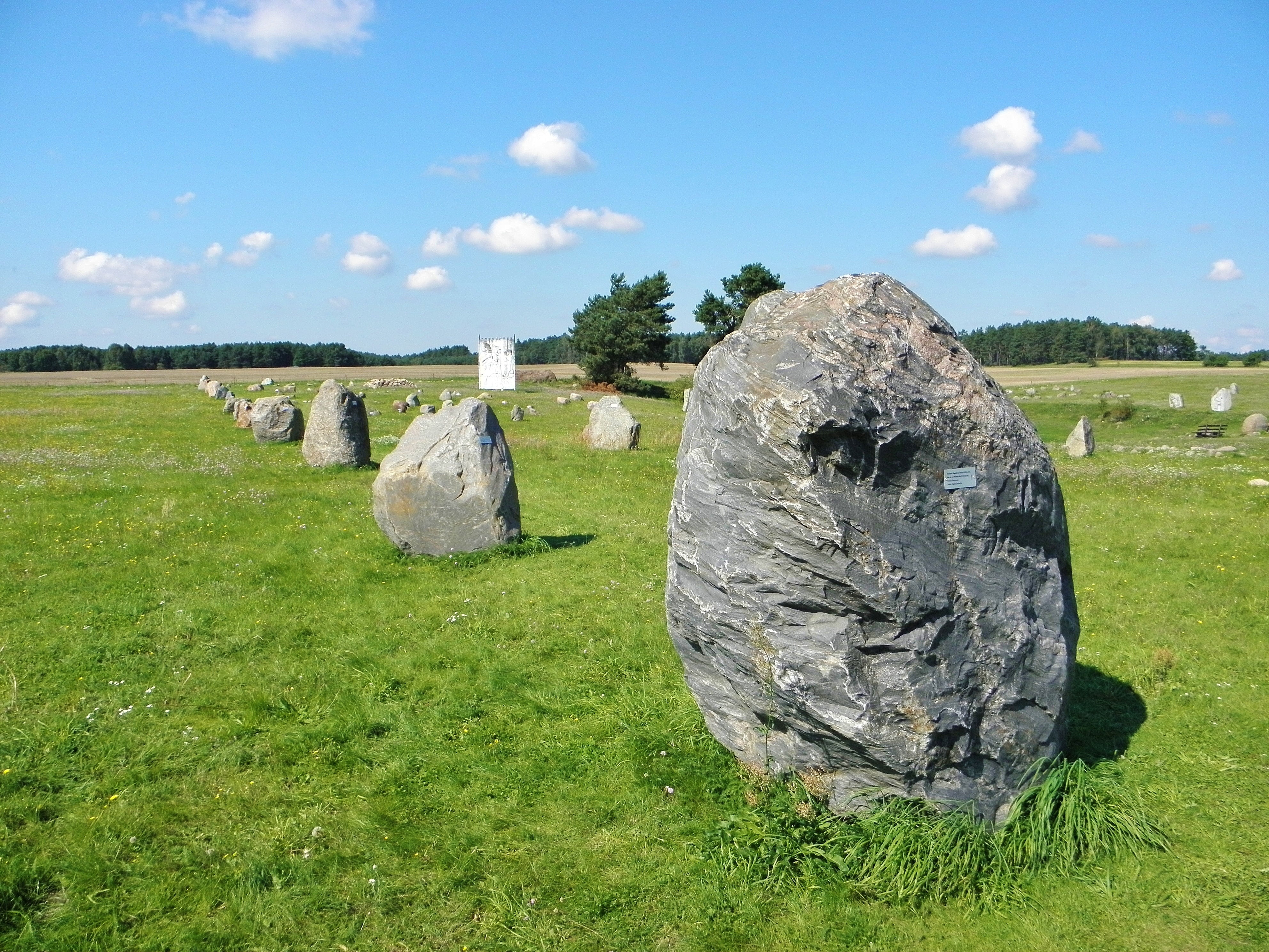 megaliths, rock - object, landscape, outdoors, land, ancient, no people, solid, field, tranquility, ancient history, 4K, boulder park, archaeology, the past, HD Wallpaper