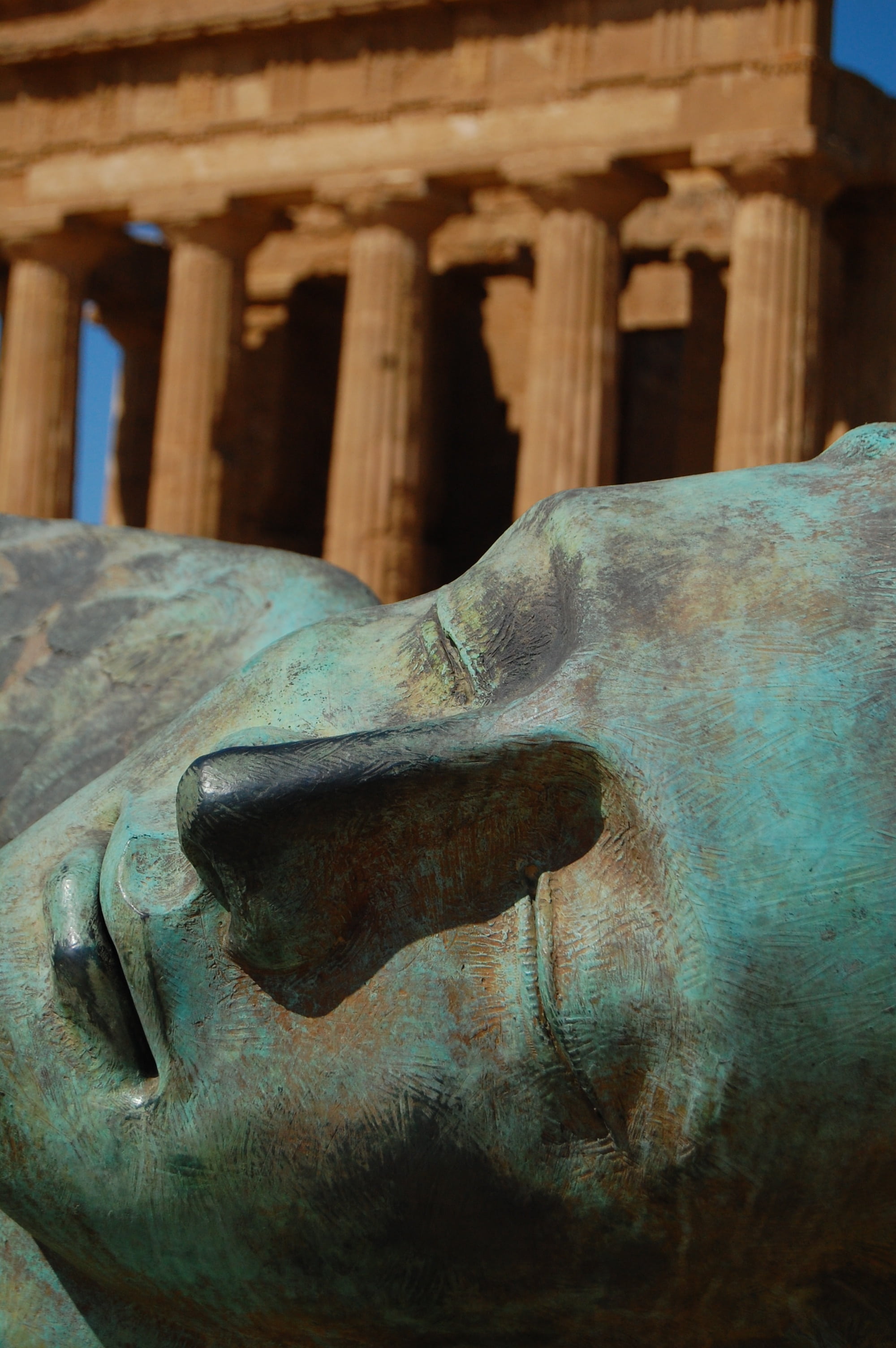 art and craft, day, representation, sculpture, architecture, tourism, temple, close-up, human representation, agrigento, 2K, antiquity, craft, no people, Phone HD Wallpaper