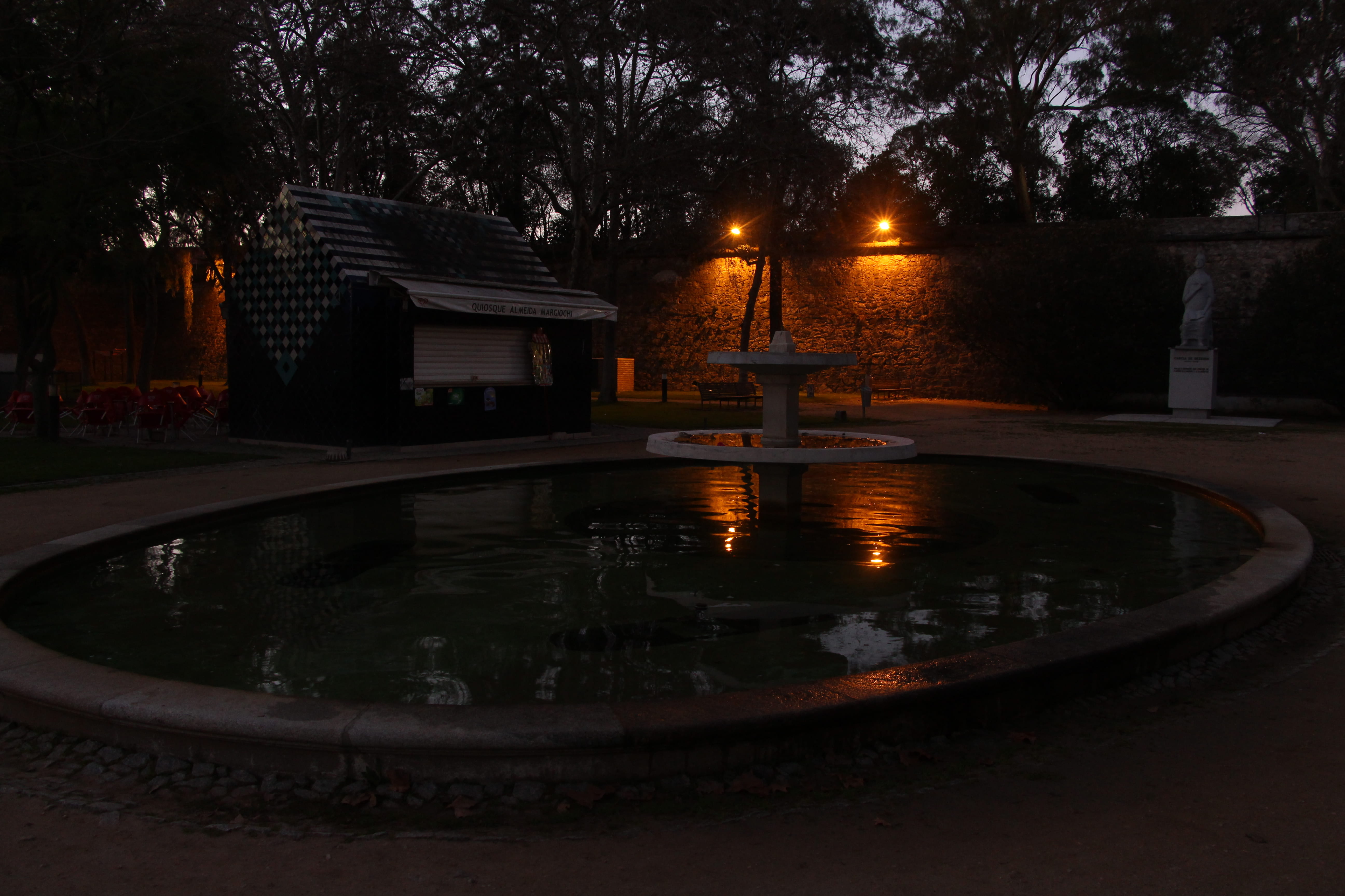 évora, nature, reflection, architecture, dusk, fountain, plant, built structure, park, swimming pool, no people, outdoors, night, lake, park - man made space, HD Wallpaper
