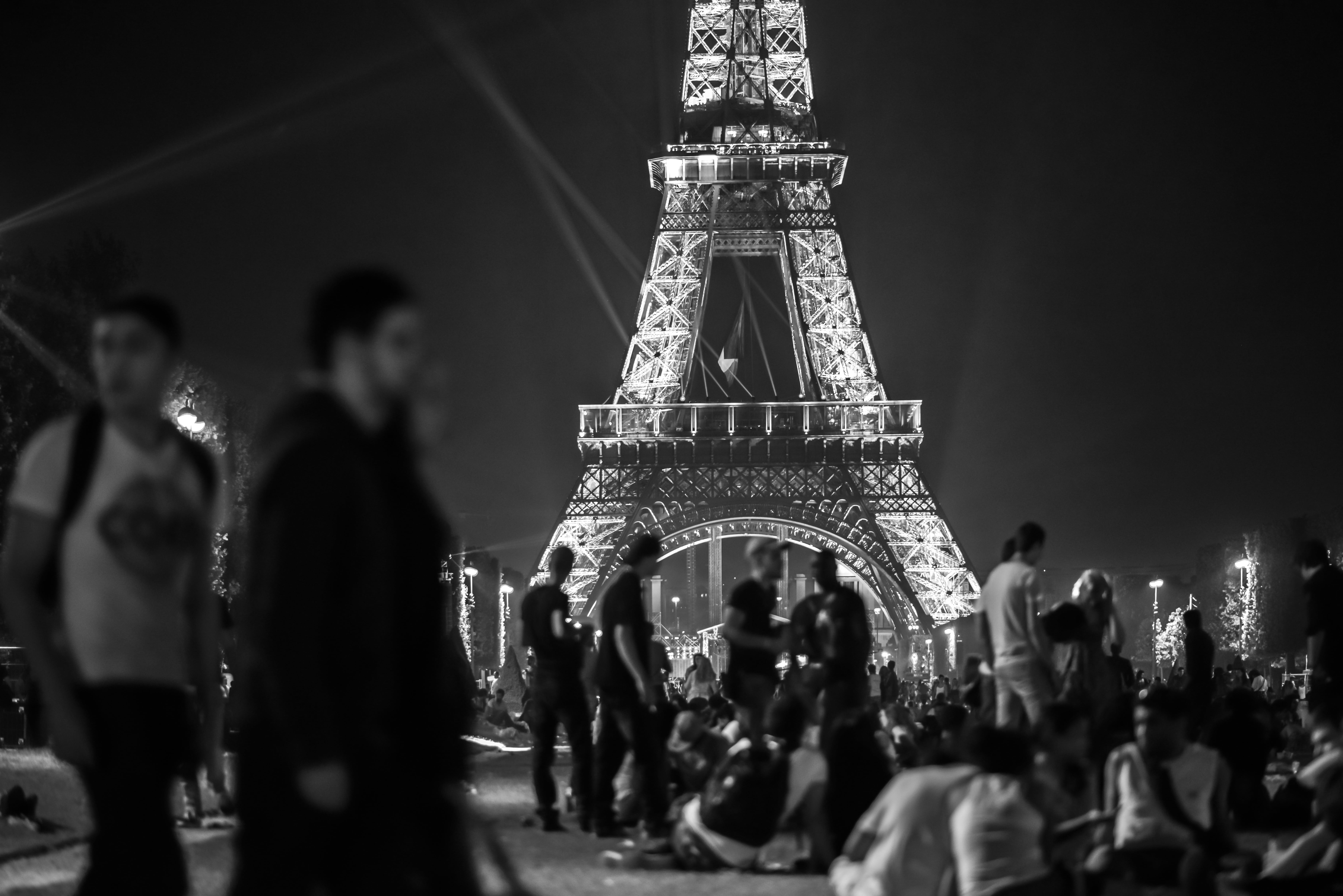 crowd, destination, near, attraction, men, eiffel, group of people, monument, tourism, night, women, paris, leisure activity, architecture, 5K, landmark, HD Wallpaper