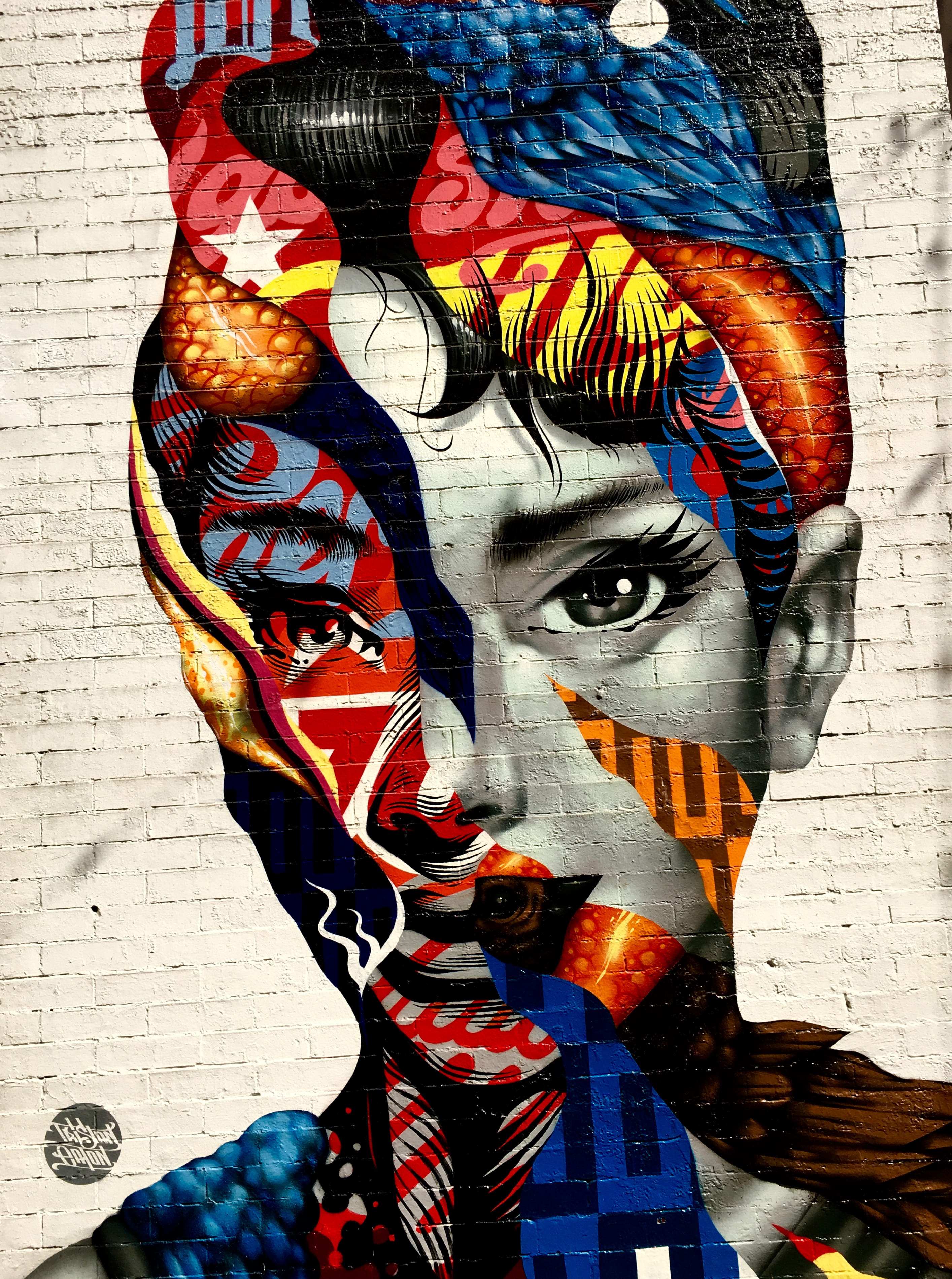 paint, united states, wall - building feature, mural, creativity, obscured face, outdoors, modern art, close-up, male likeness, little italy, art, painting, Phone HD Wallpaper