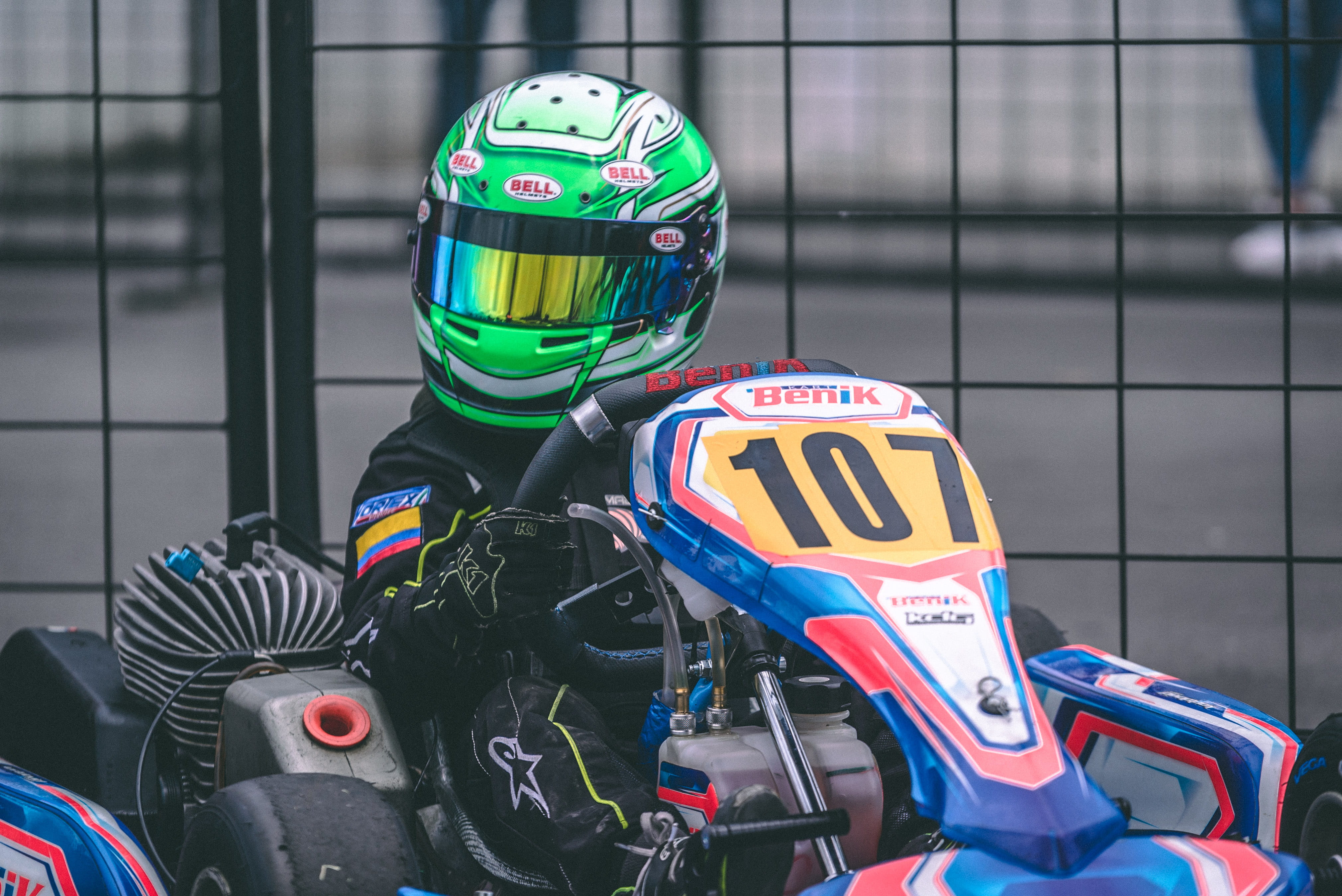 asphalt, transportation, bjd, benik, machine, multi colored, one person, outdoors, cart, sport, sports clothing, track, day, headwear, sports helmet, racing, HD Wallpaper