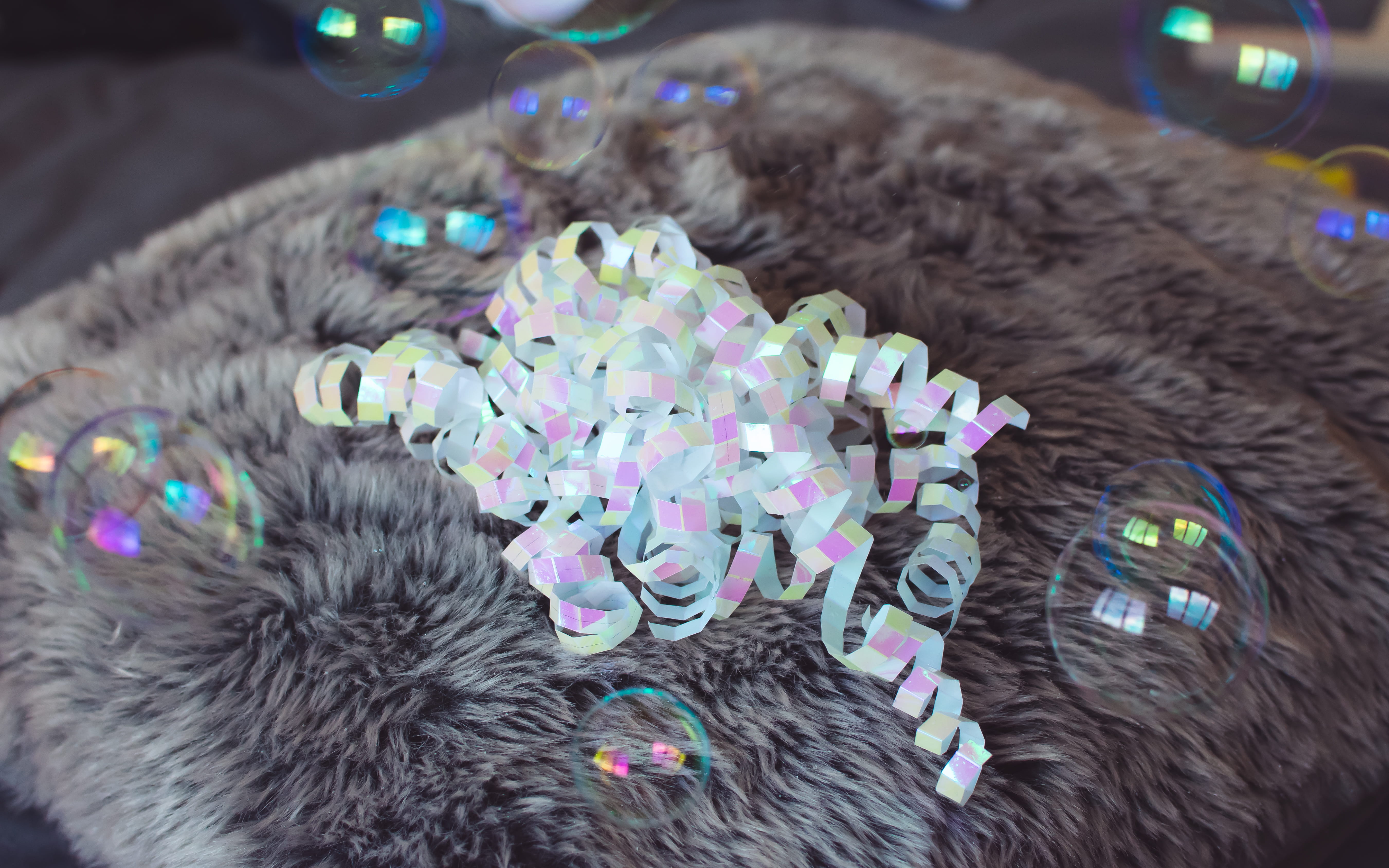 jewelry, 5K, cat, animal, domestic cat, no people, ball, rug, pets, bubble, indoors, apparel, near, close-up, celebration, bubbles, art, animal themes, HD Wallpaper