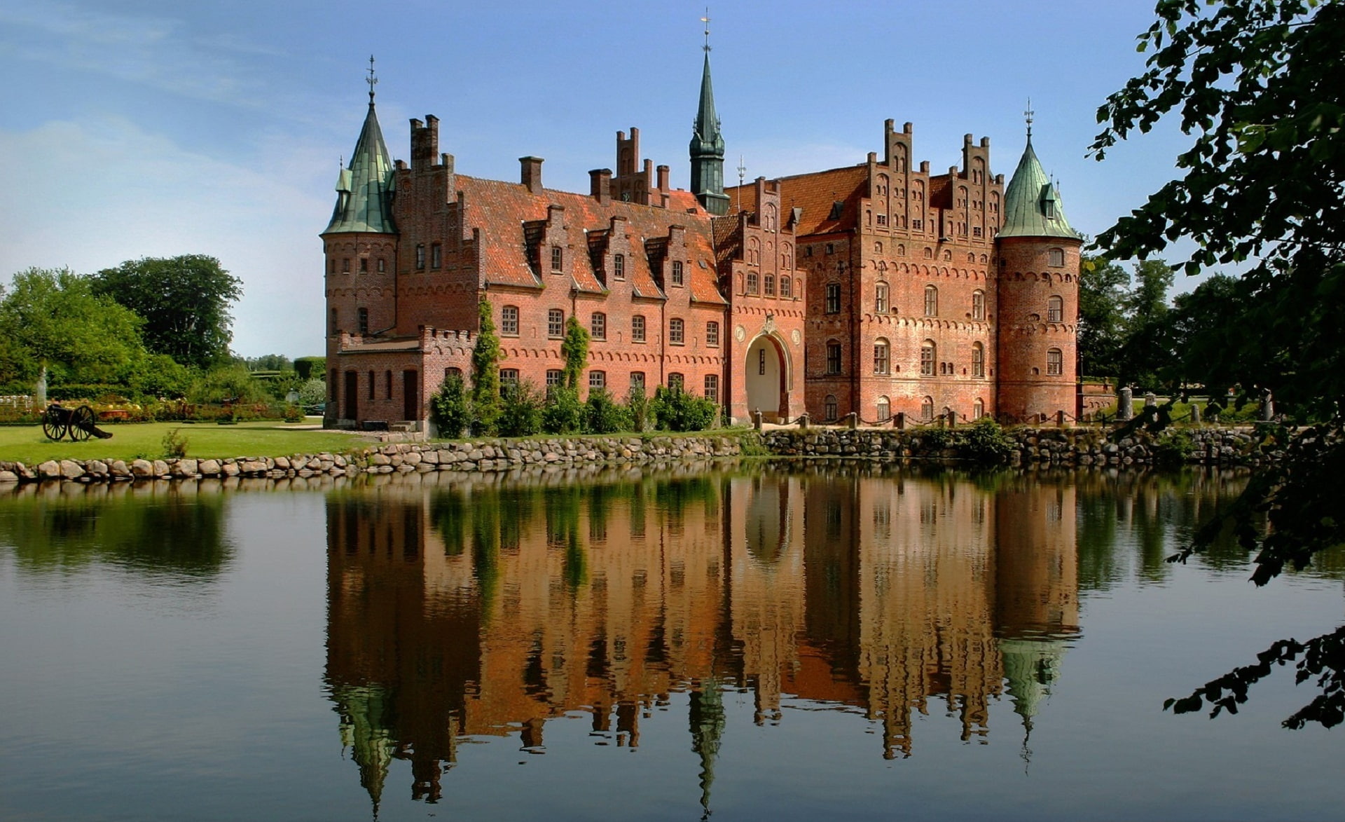 Castle, Reflexion, 1080P, waterfront, tree, no people, nature, lake, architecture, water, travel destinations, green, plant, brown, building, sky, outdoors, HD Wallpaper