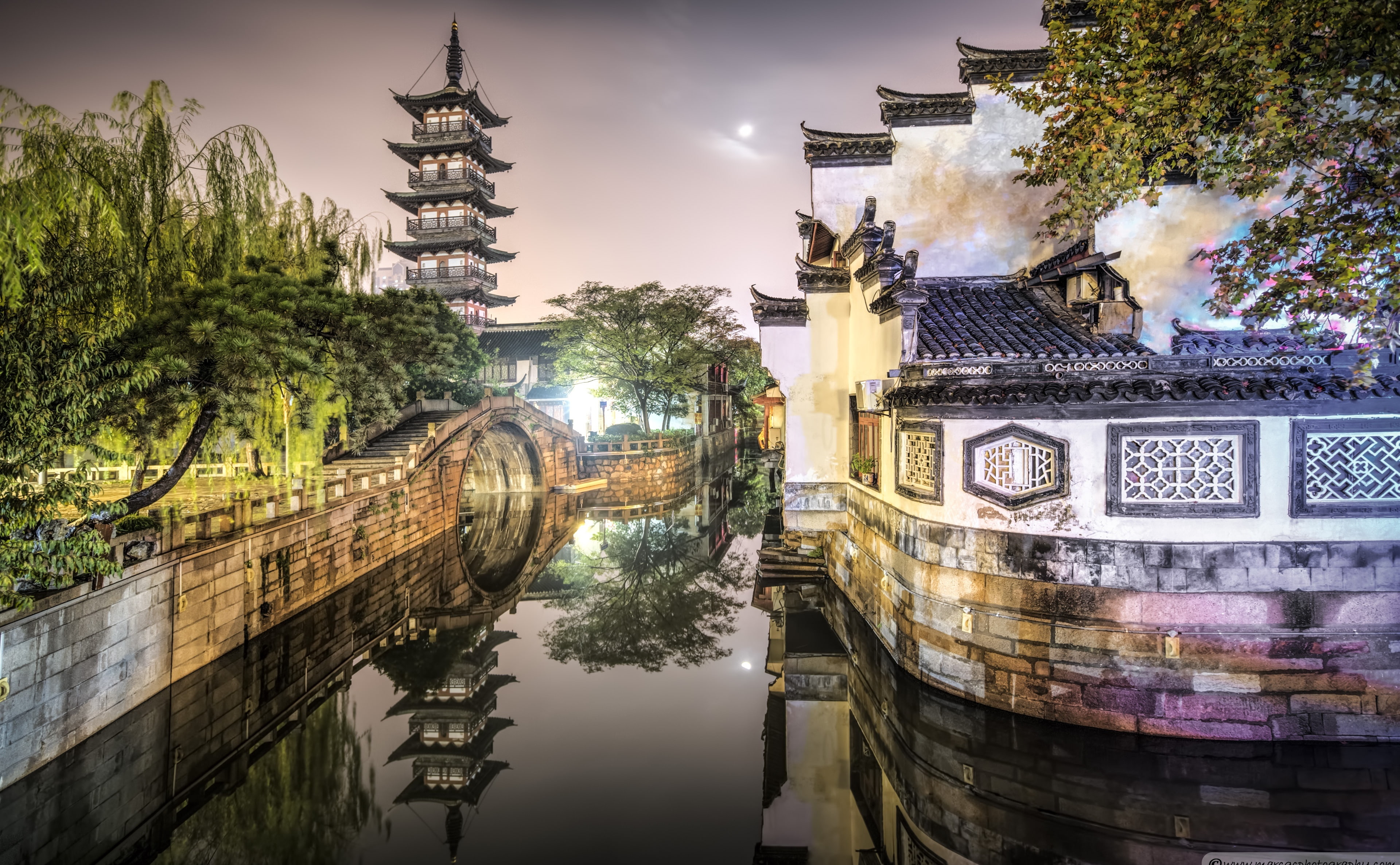 river, architecture, building, building exterior, 4K, ancient, leafed, nautical vessel, water, green, built structure, spirituality, belief, religion, HD Wallpaper