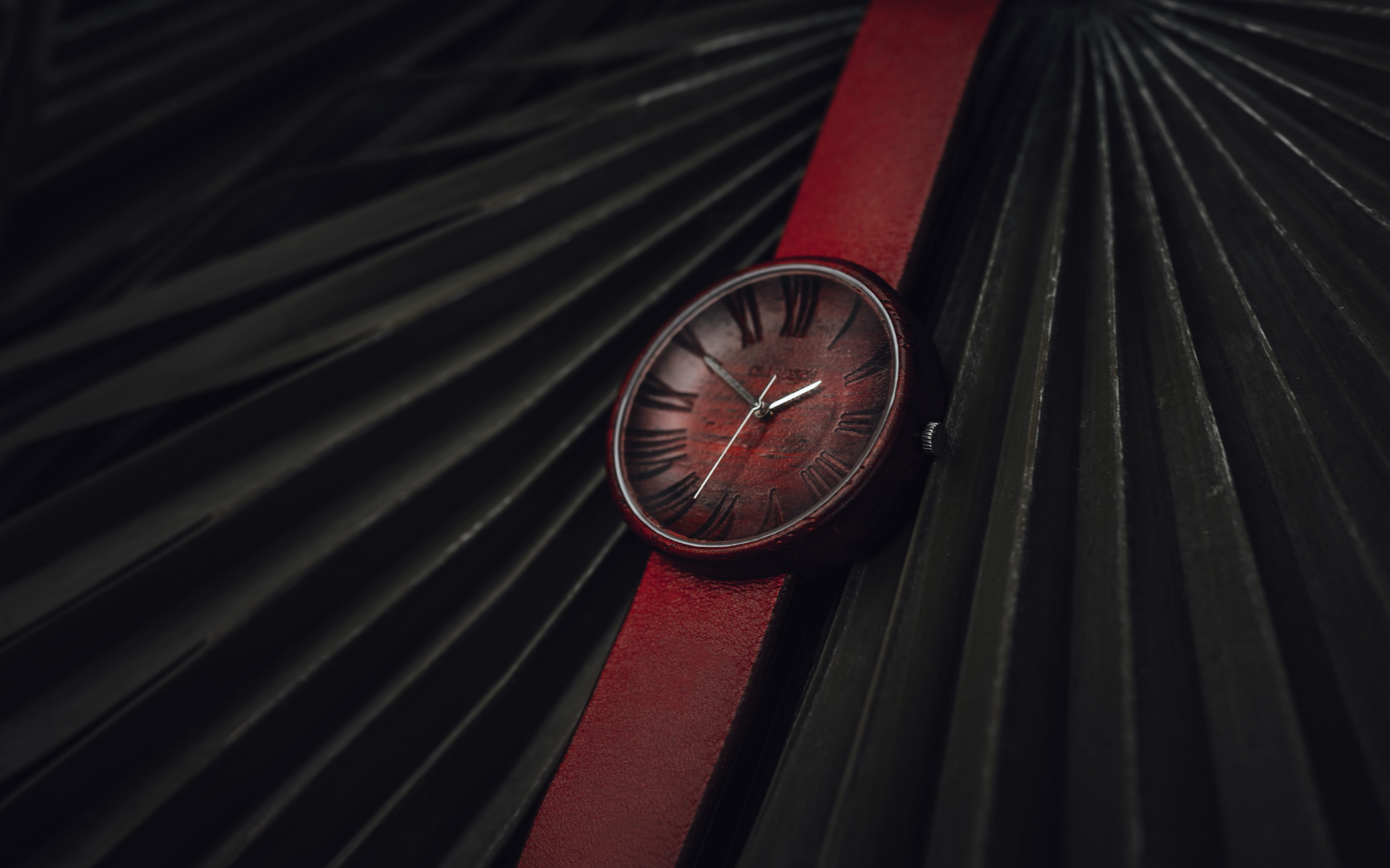 pattern, striped, metal, indoors, minute hand, close-up, menton, ovi watch, personal accessory, circle, france, selective focus, geometric shape, instrument of time, HD Wallpaper