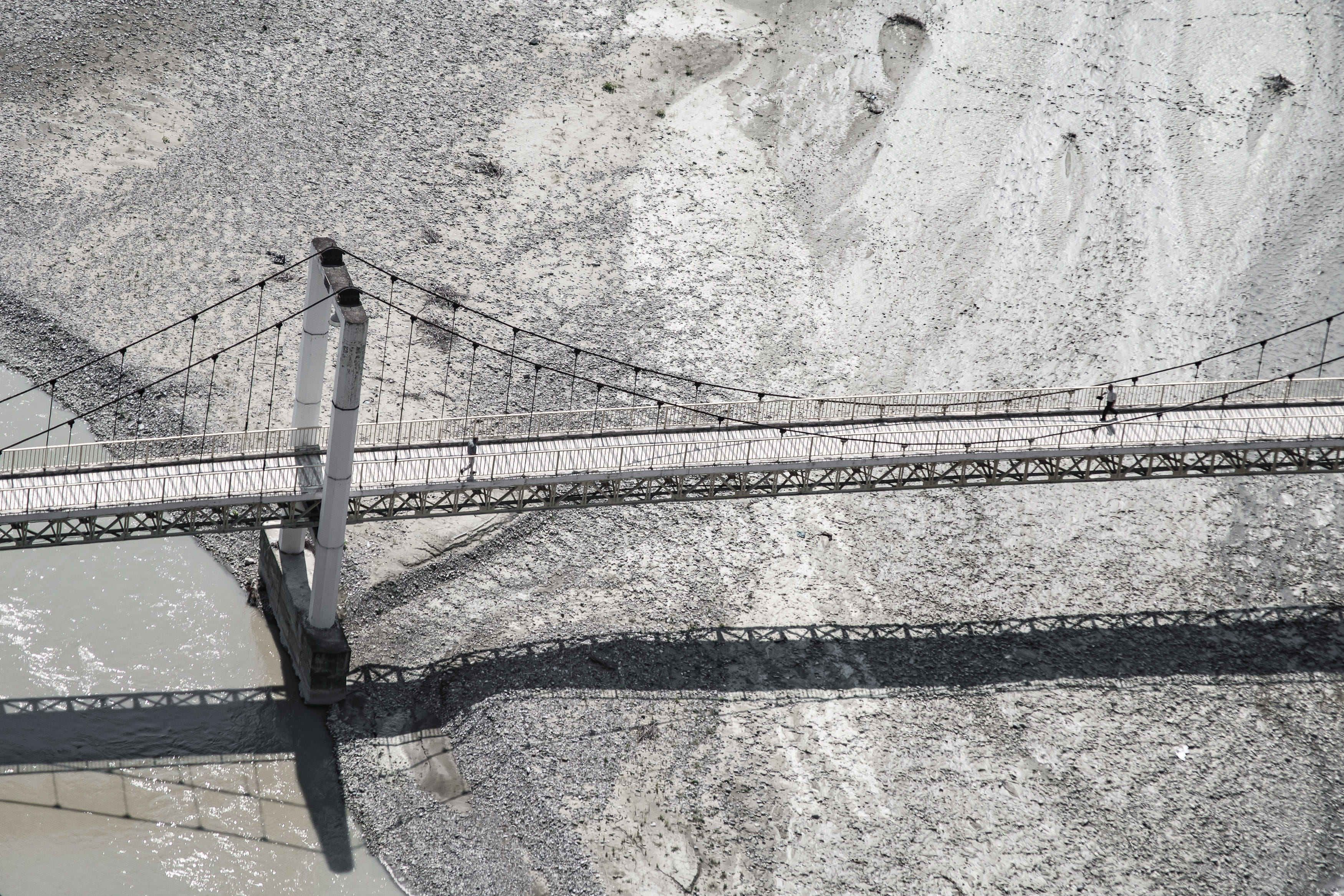 architecture, unsplash, bridge - man made structure, suspension bridge, tourism, cable, dry, outdoors, summer, built structure, river, railing, HD Wallpaper