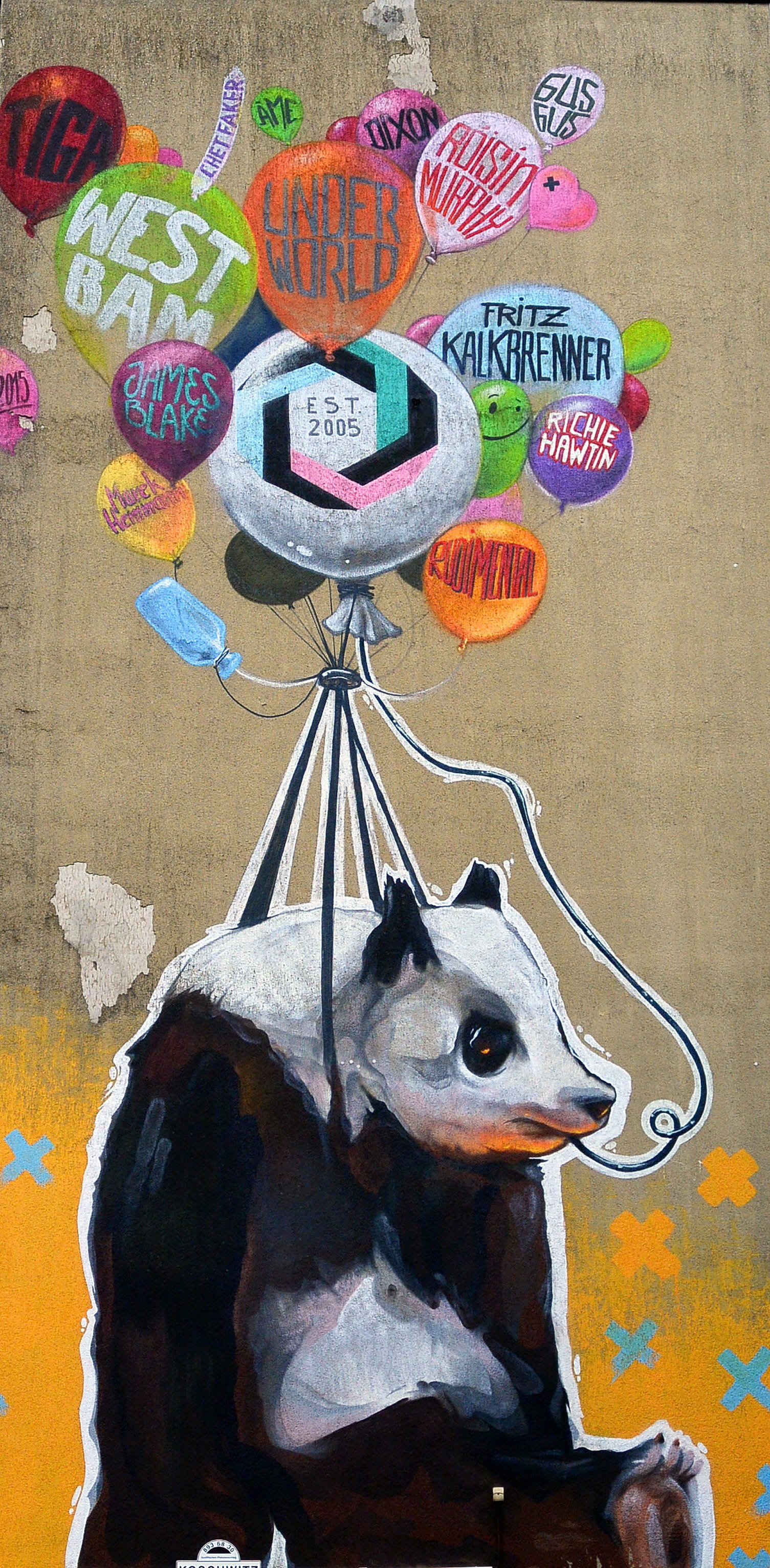 berlin, graffiti wall, craft, close-up, kreuzberg, western script, spray, Urban Art, one animal, sculpture, color, balloons, Graffiti, Mural, mammal, panda, Phone HD Wallpaper