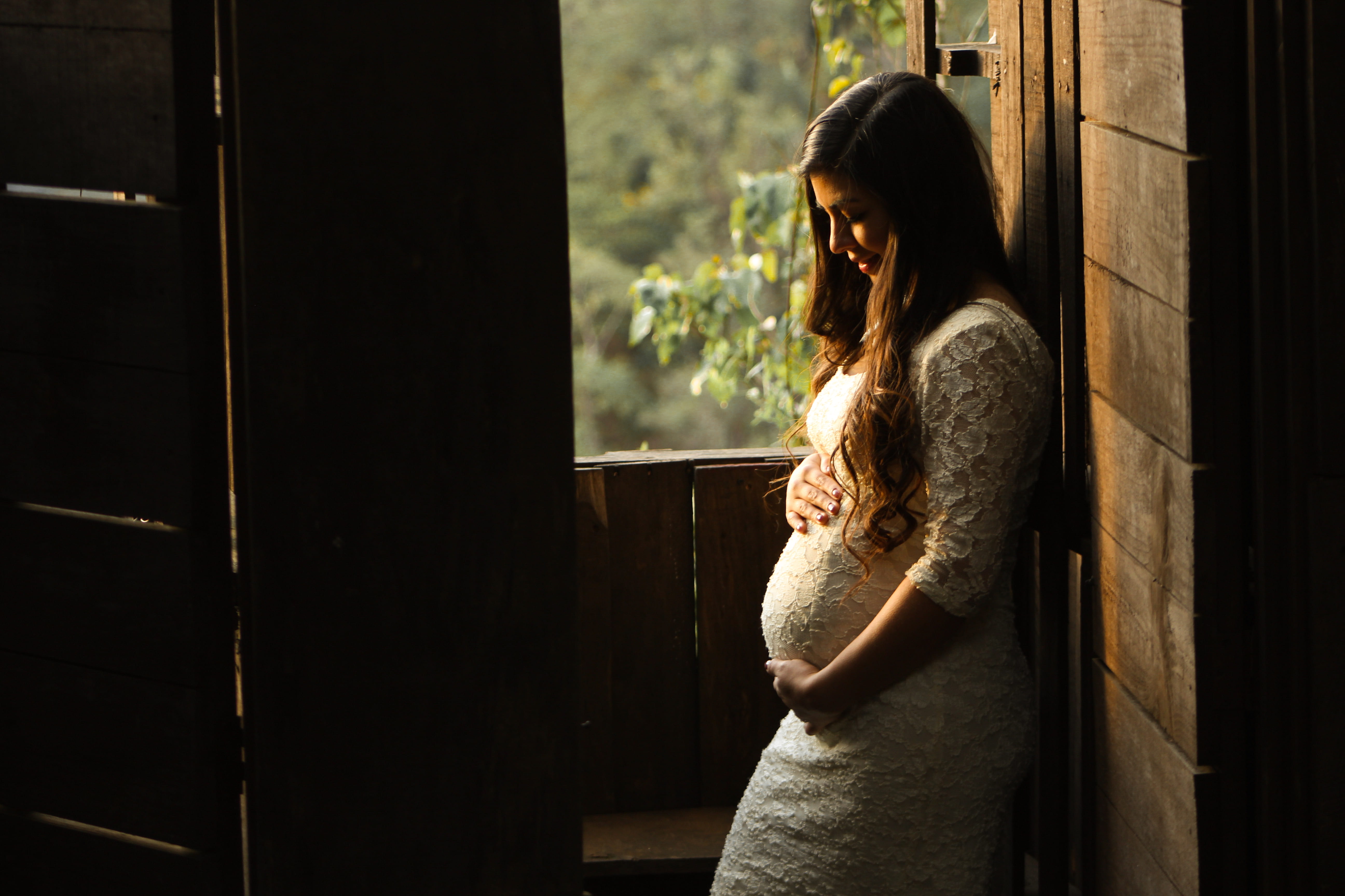 side view, brown, white, real people, pregnant, leaning, emotion, window, lifestyles, wall, baby, contemplation, day, young adult, leisure activity, girl, HD Wallpaper