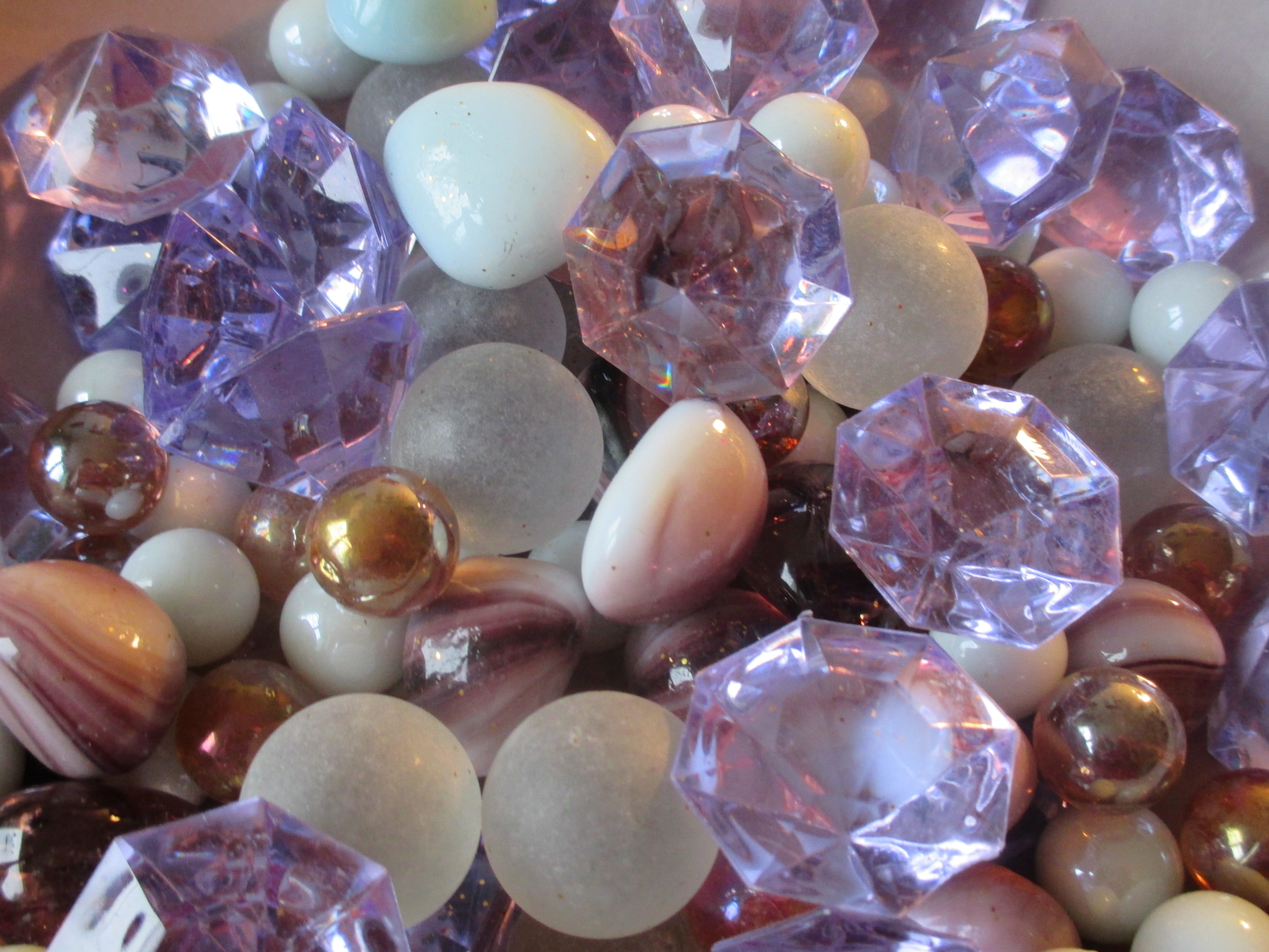quartz, glass blocks, wealth, color, abundance, art gem, close-up, stone - object, jewelry, semi-precious gem, transparent, gems, large group of objects, HD Wallpaper