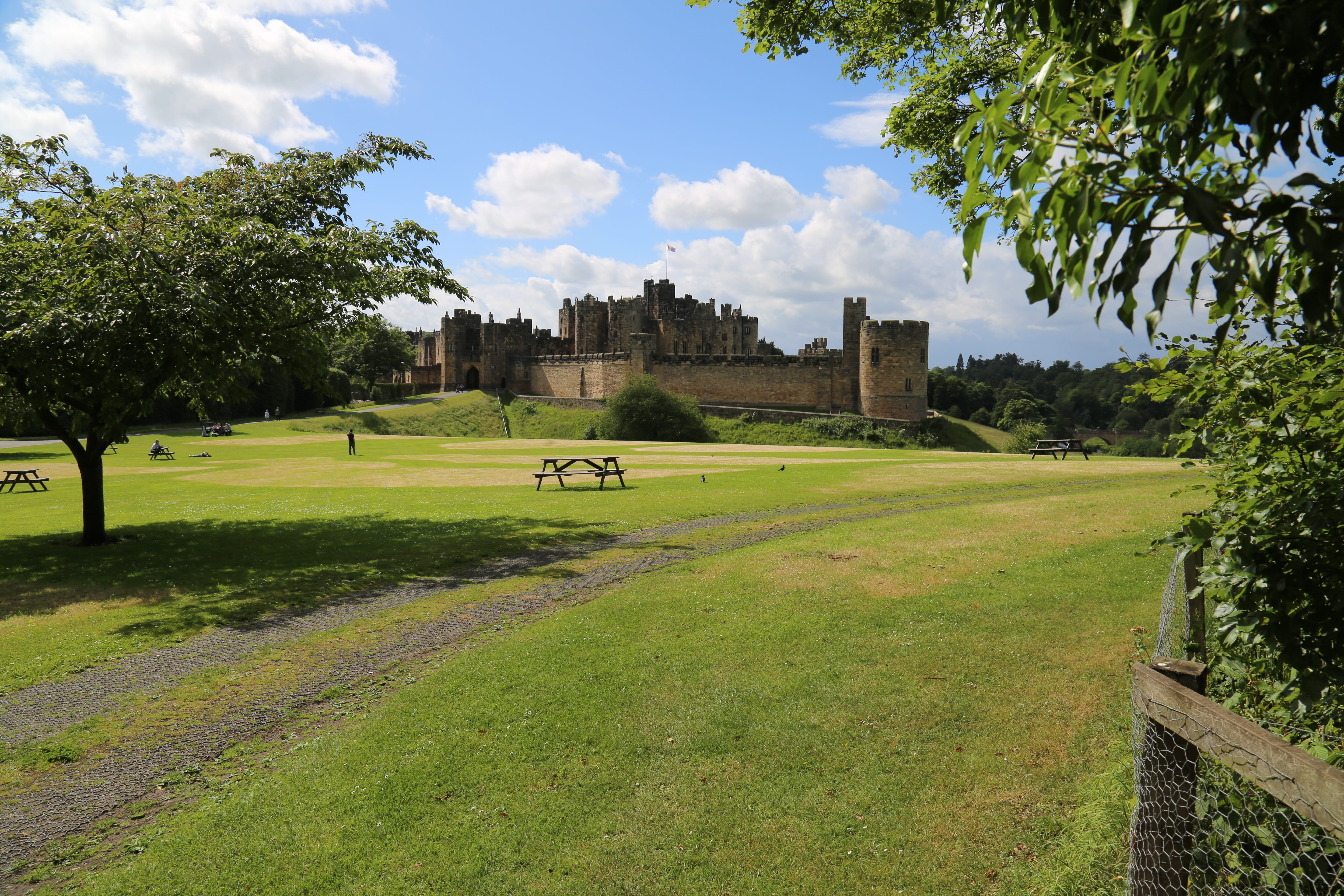 castle, ancient, cloud - sky, sunlight, no people, 5K, land, alnwick, green color, the past, history, day, building exterior, nature, Alnwick Castle, grass, HD Wallpaper