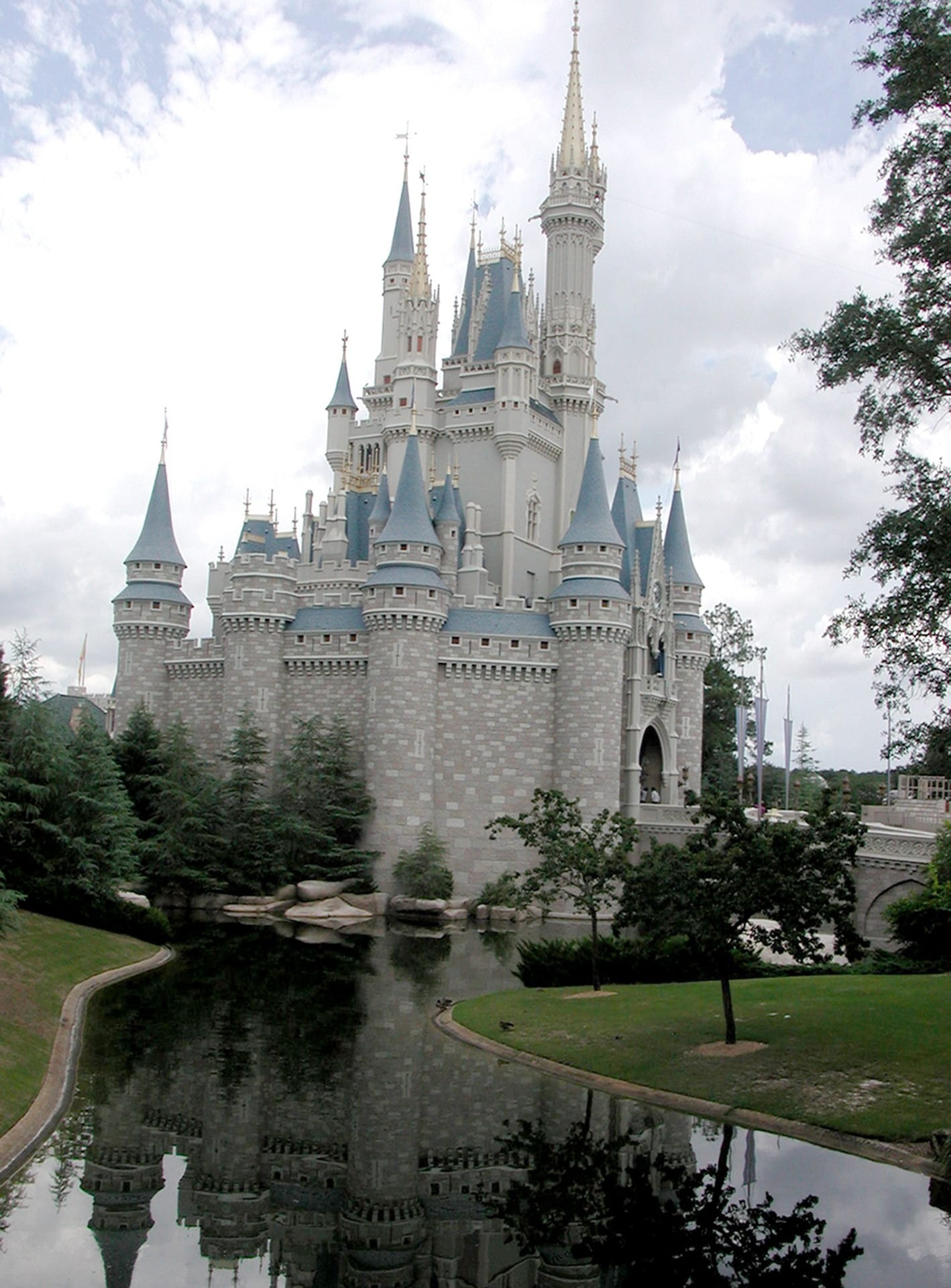 spire, religion, travel destinations, kingdom, built structure, the past, fortress, nature, place of worship, no people, disney world, daytime, tourism, Phone HD Wallpaper