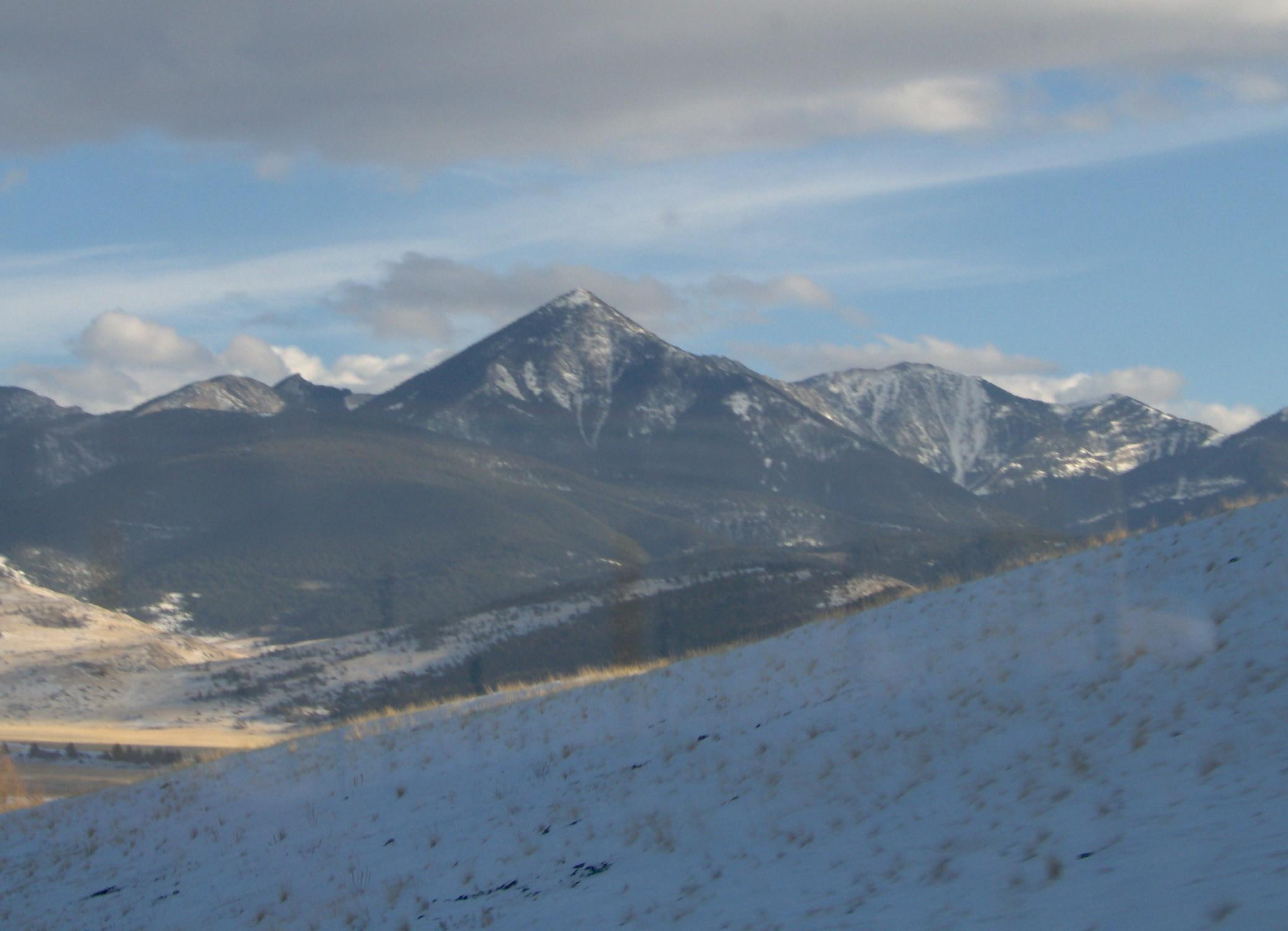 blue sky, 3d and abstract, 1080P, convered, great, state, travels, winter, and grey cloud cover, montana, snow, mountain, HD Wallpaper