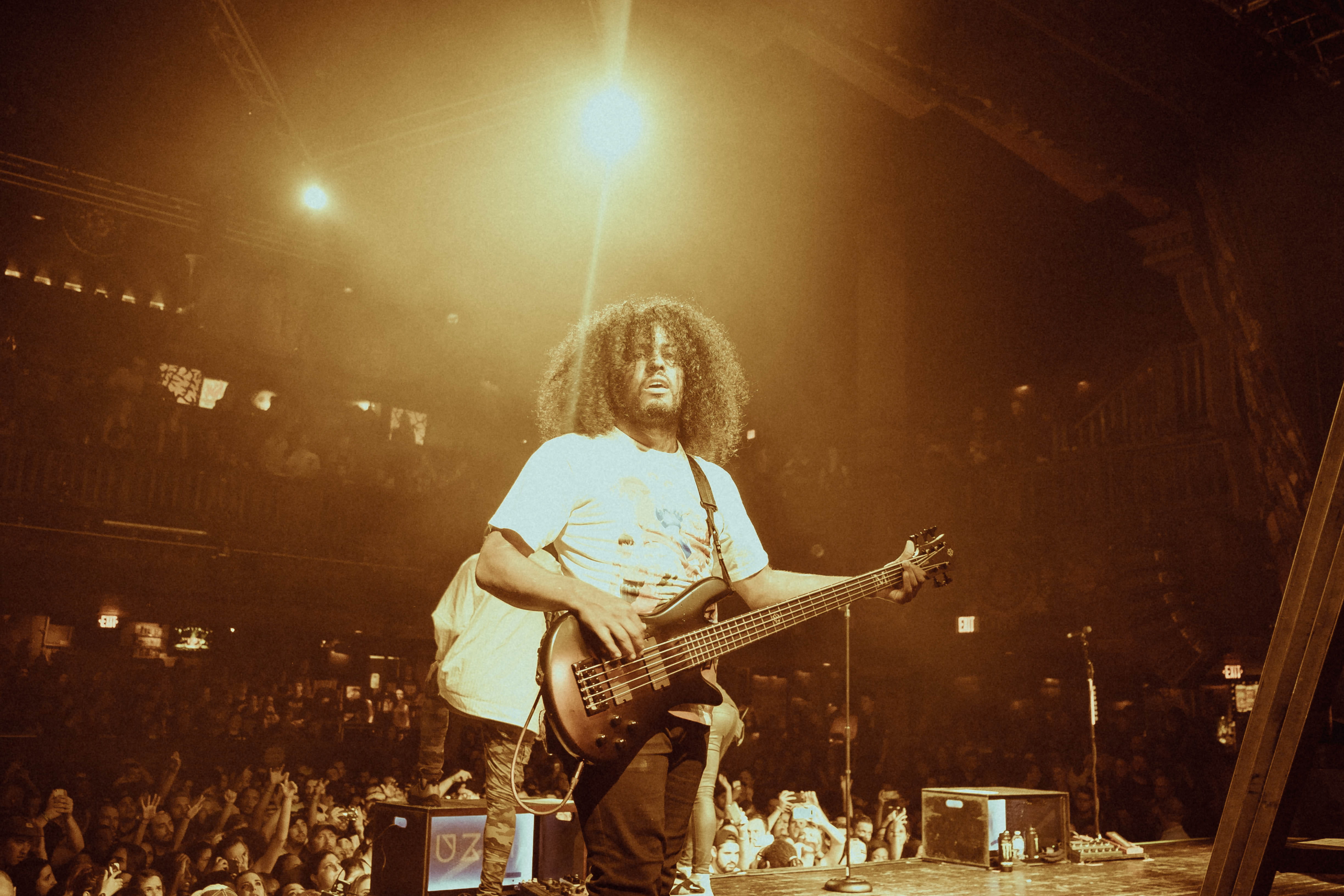 musical equipment, playing, rnb, one person, music festival, arts culture and entertainment, event, livephotography, real people, hair, house of blues orlando, HD Wallpaper