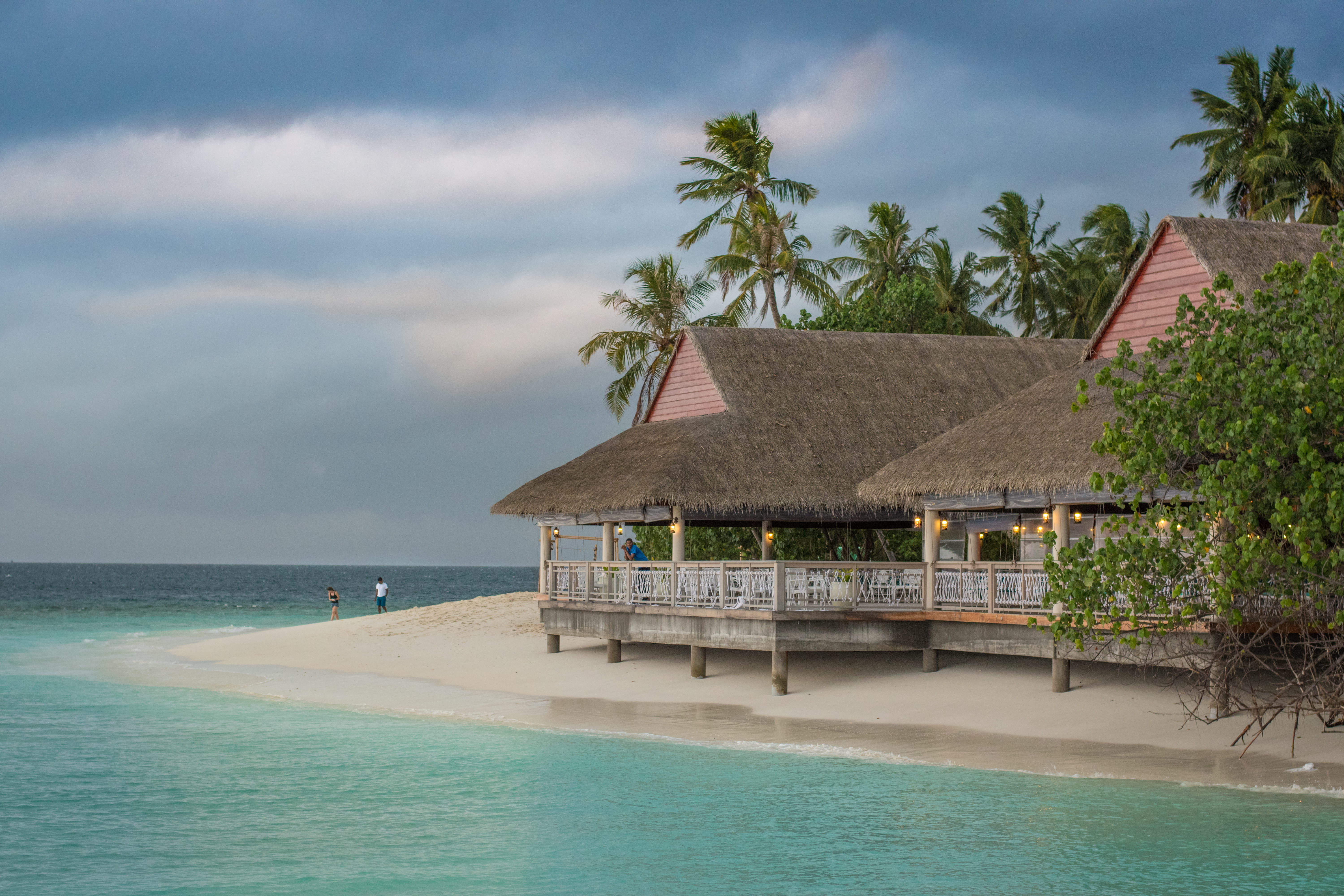 vacation, cloud - sky, vacation home, outdoors, maldives, weekend getaway, nature, sea, beach, built structure, sky, architecture, brown, 5K, tourism, HD Wallpaper