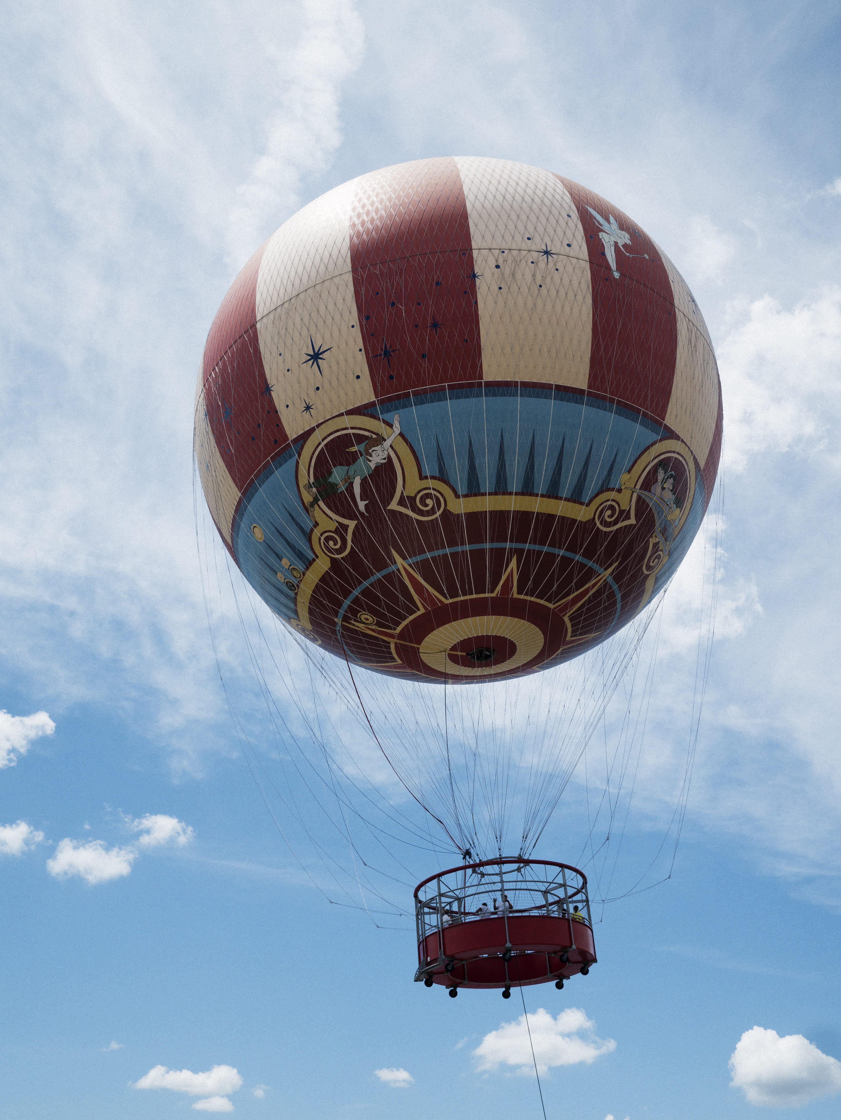 day, flight, ball, hot air balloon, parachute, air vehicle, leisure activities, balloon, cloud - sky, transportation, nature, adventure, bumper, leisure activity, Phone HD Wallpaper