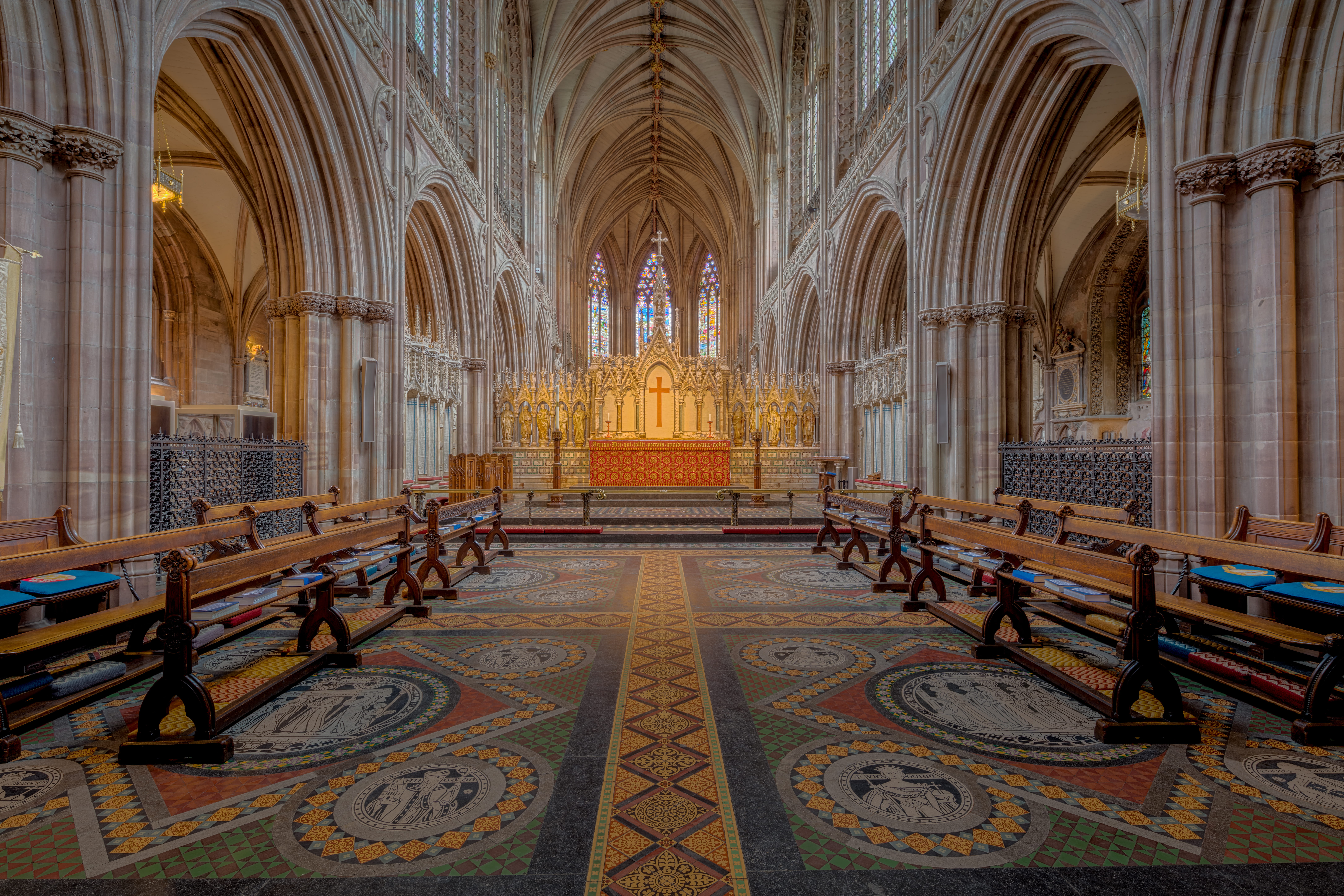 4k, altar, uhd, 8K, arch, 8k, flooring, tiled floor, travel destinations, religious, pattern, interior, the past, aisle, built structure, room, interiors, HD Wallpaper