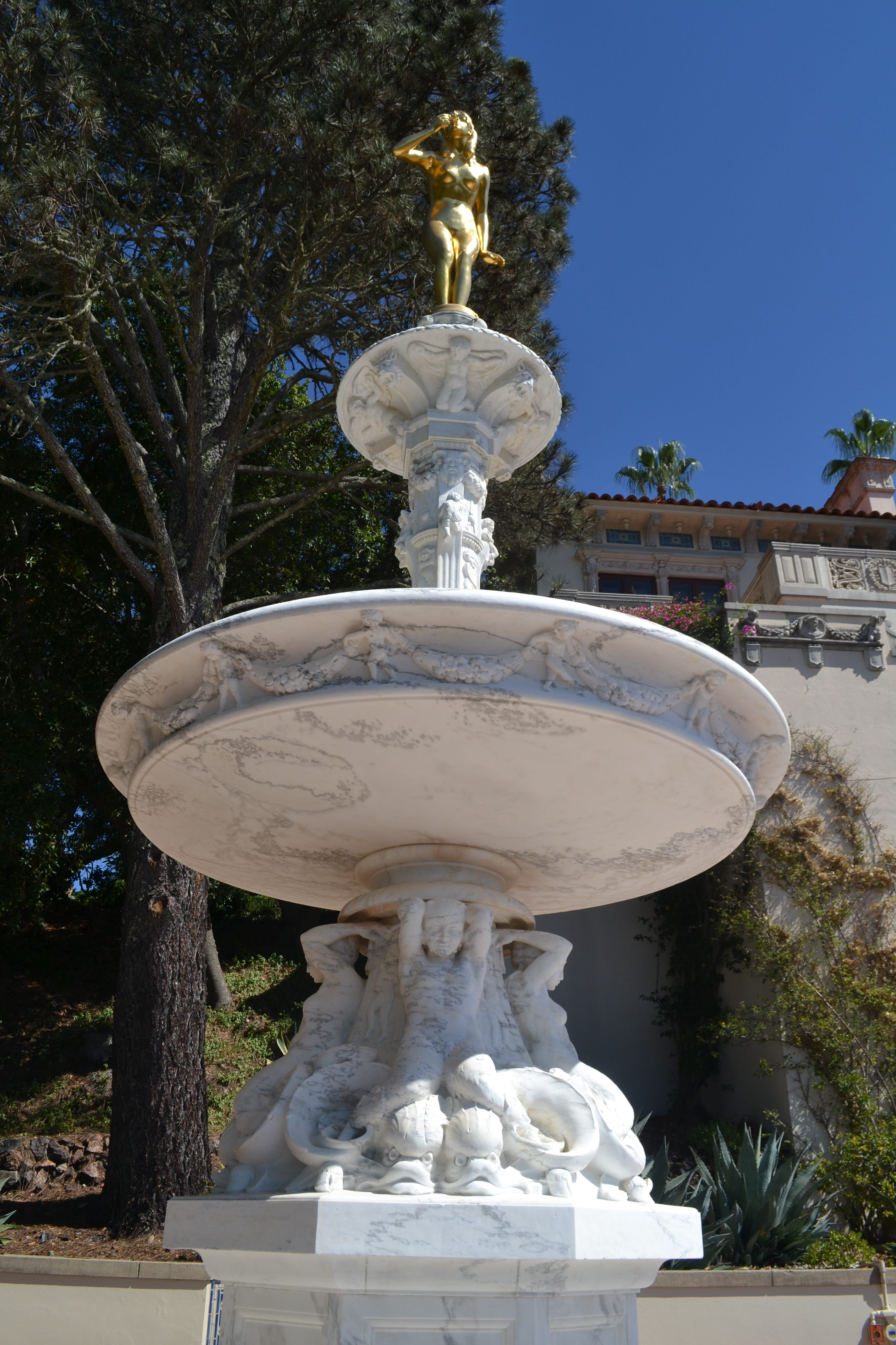 male likeness, nature, stone, water, figurine, tree, angel, day, ranch, fountain, monterey, pacific, creativity, castle, architecture, representation, female likeness, Phone HD Wallpaper