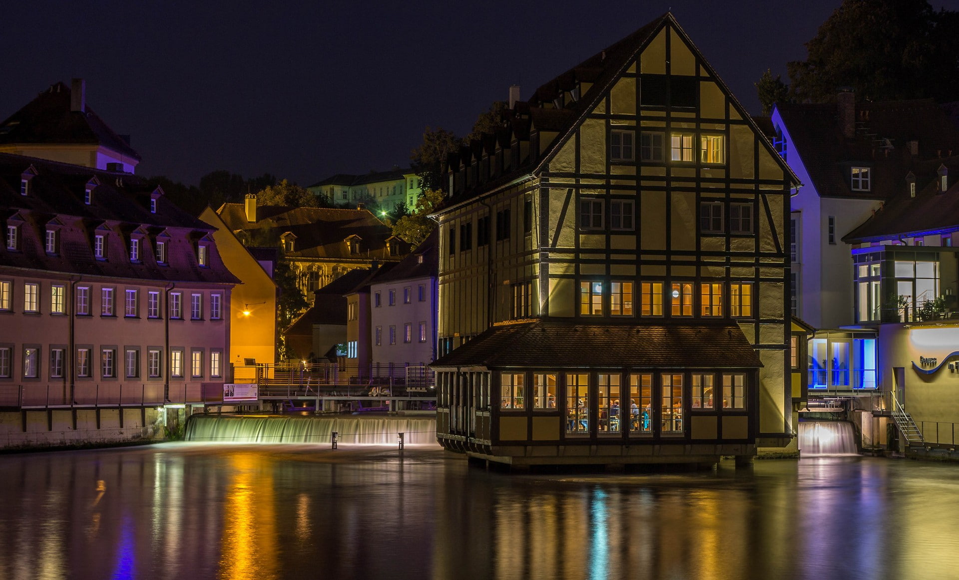 no people, architecture, building, built structure, waterfront, dusk, city, reflection, outdoors, residential district, Bamberg, nature, Germany, canal, HD Wallpaper