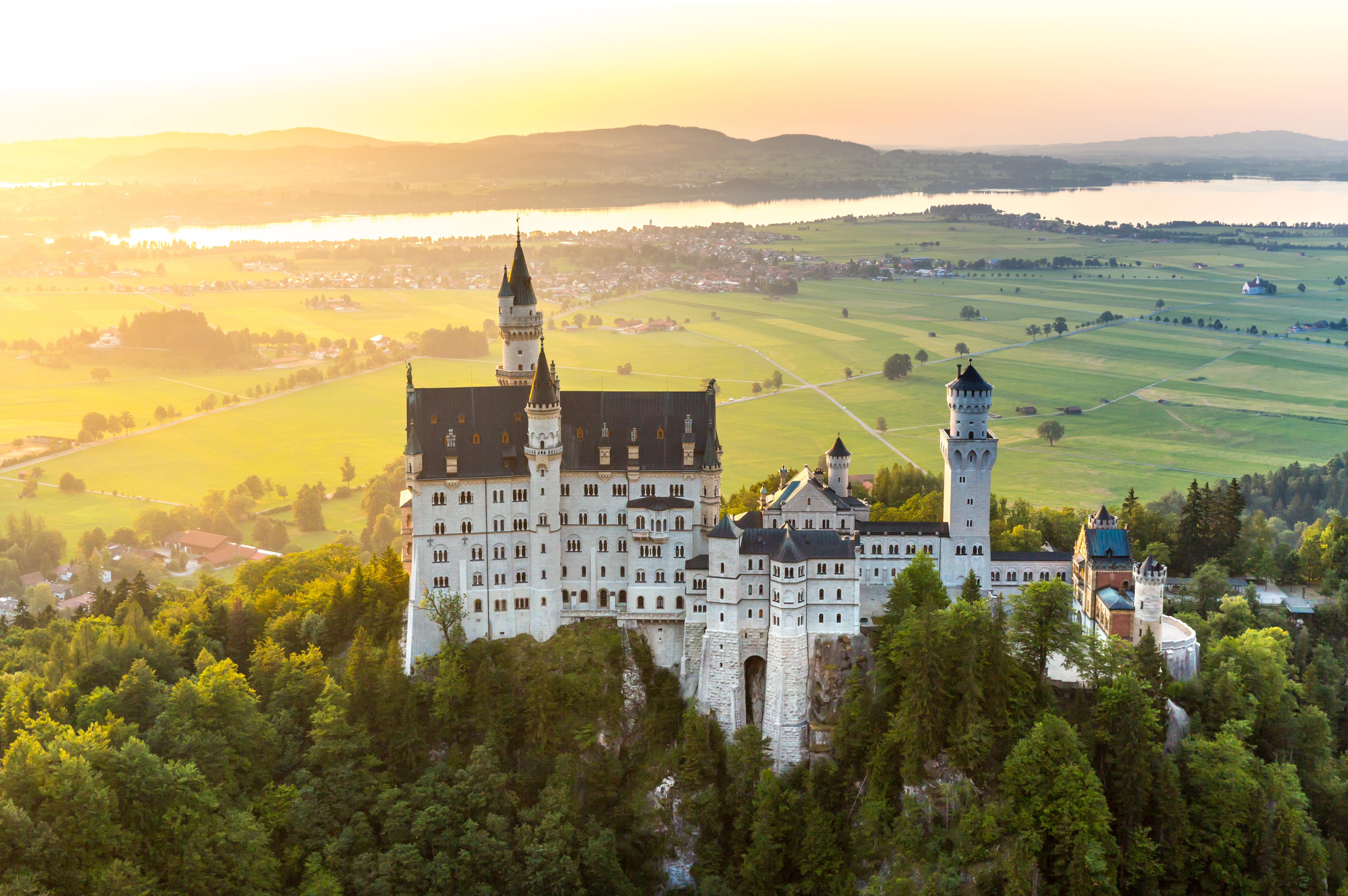 mountain, Germany, 5K, Neuschwanstein, Bavaria, Neuschwanstein Castle, mountains, castle, HD Wallpaper