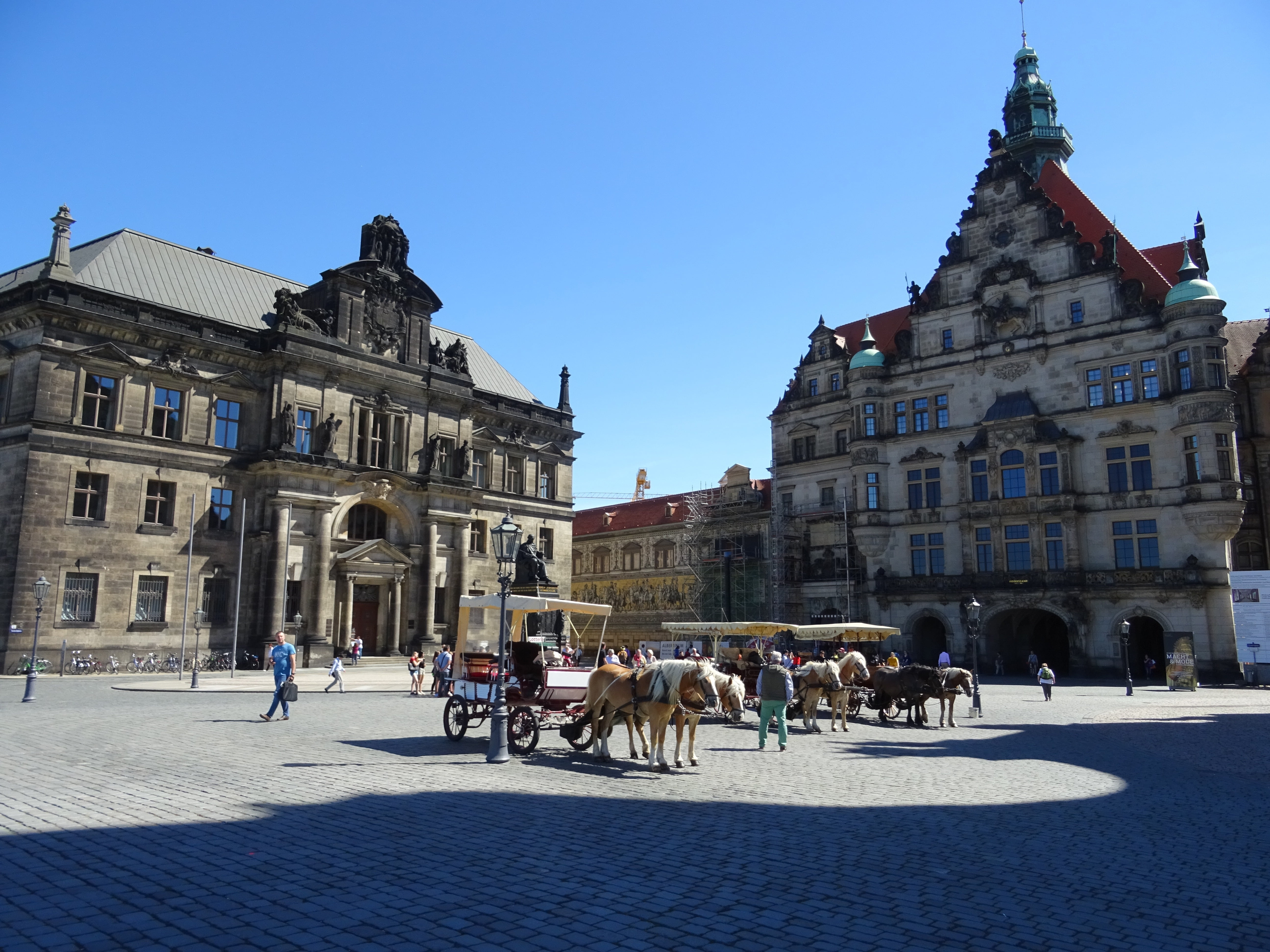 dresden, zwinger, architecture, albertinum, building exterior, domestic, real people, sky, frauenkirche, horse, pets, built structure, germany, mammal, HD Wallpaper