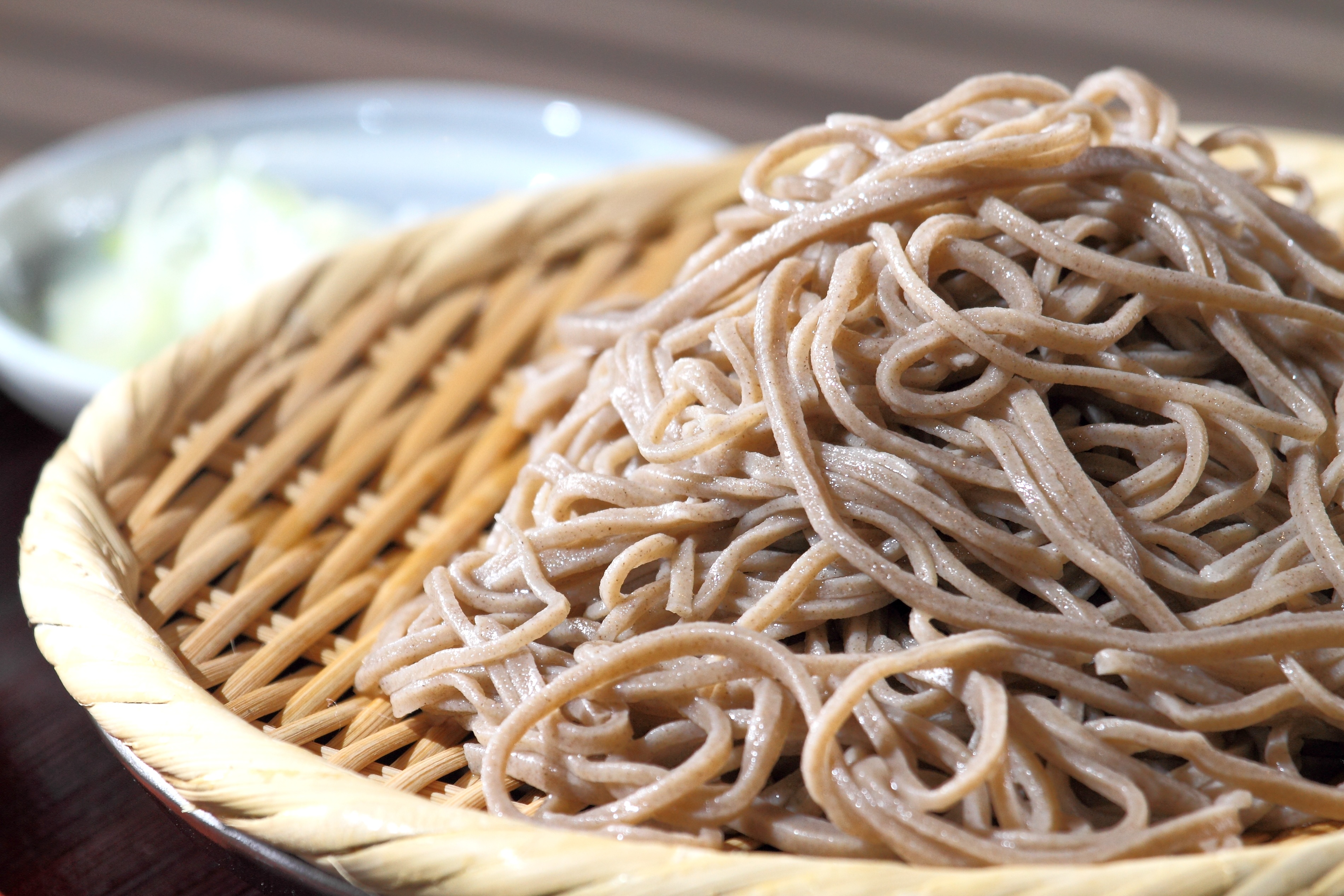 indoors, wicker, selective focus, buckwheat, plate, raw food, soba noodles, photography, no people, japanese food, gourmet, 2K, ready-to-eat, freshness, HD Wallpaper