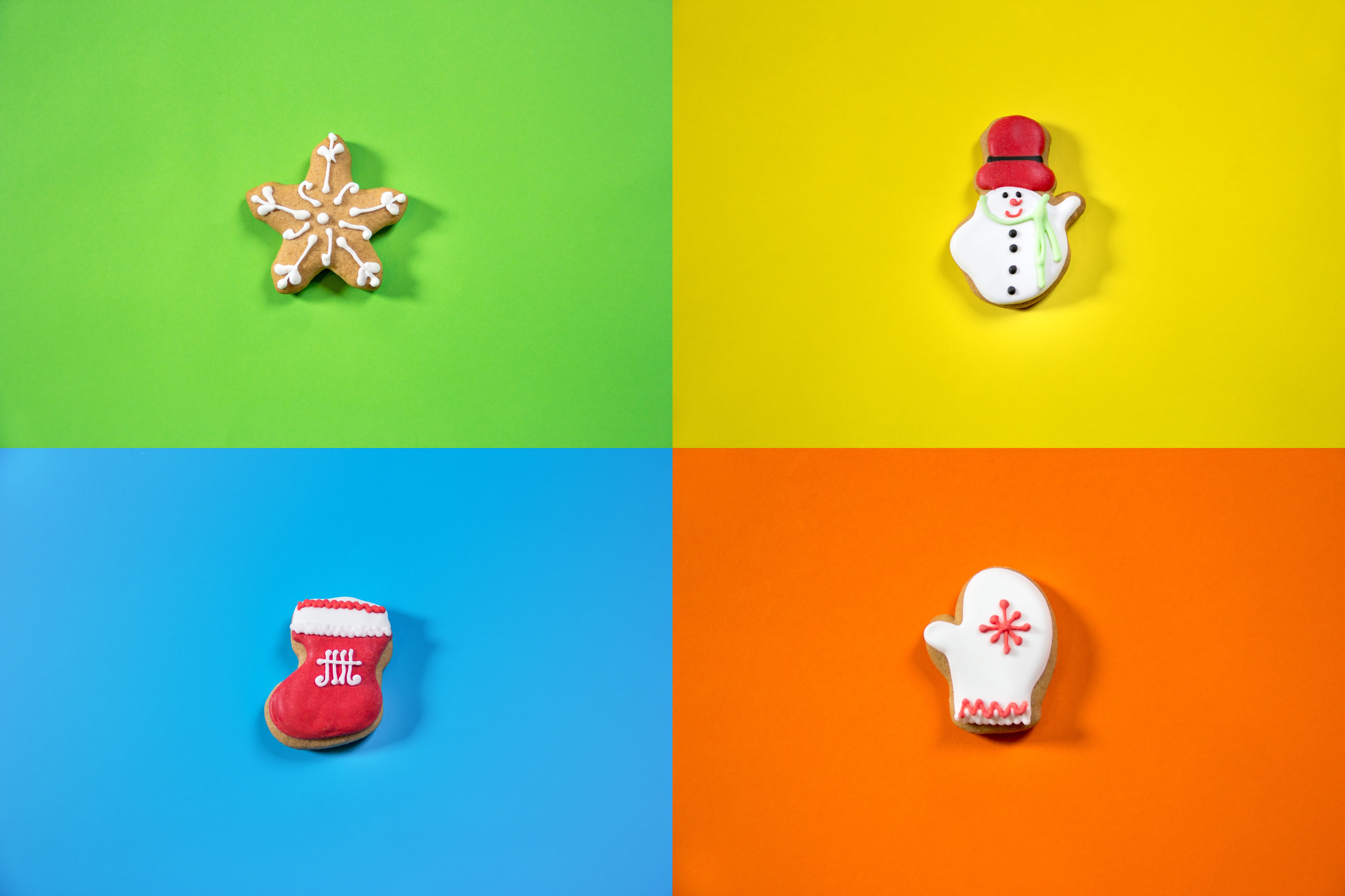 baking, red, green, dessert, variation, shiny, colored background, christmas decoration, snowman, group of objects, love, snowflake, choice, blue, cookies, HD Wallpaper