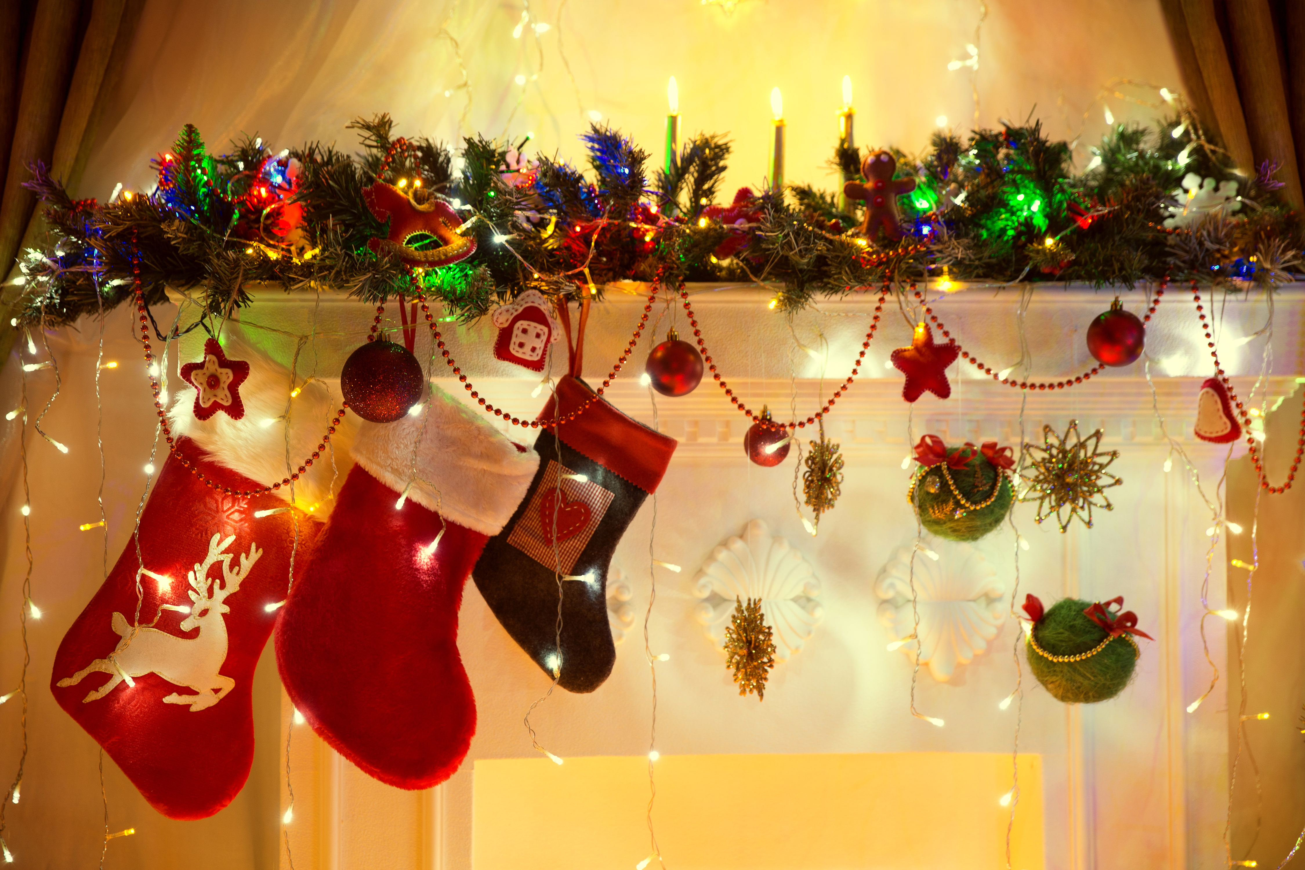 ornate, christmas Decoration, candles, celebration event, lighting Equipment, indoors, candle, gift, humor, christmas Stocking, christmas Tree, balls, holiday - event, HD Wallpaper