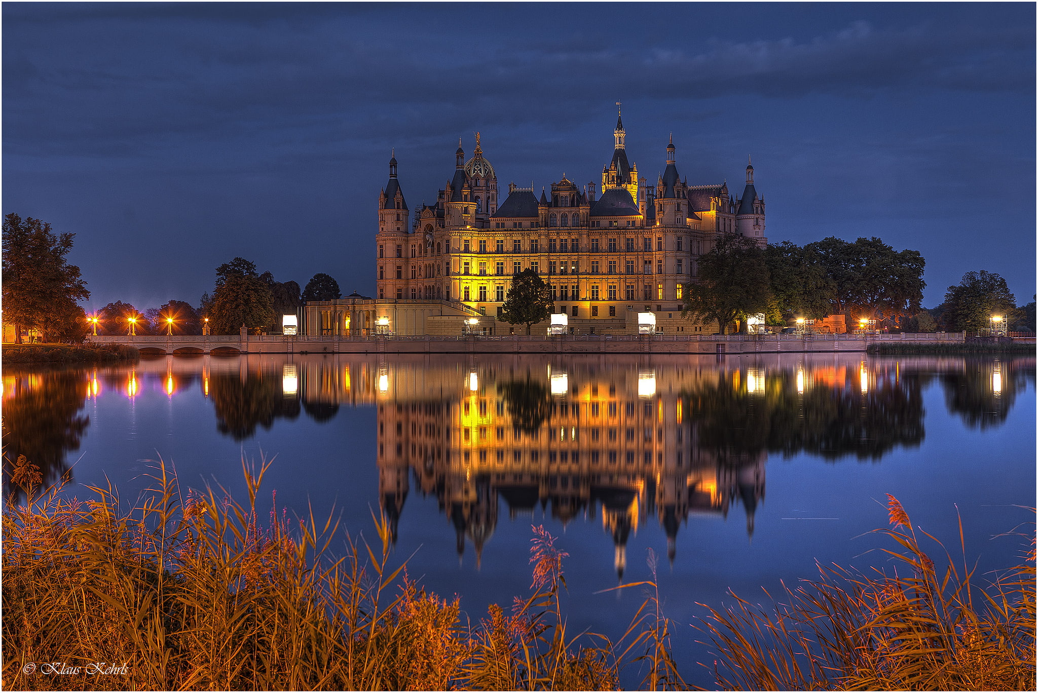 Schwerin, night, lake, 1080P, castle, lights, lighting, blue, reflection, the sky, Germany, HD Wallpaper