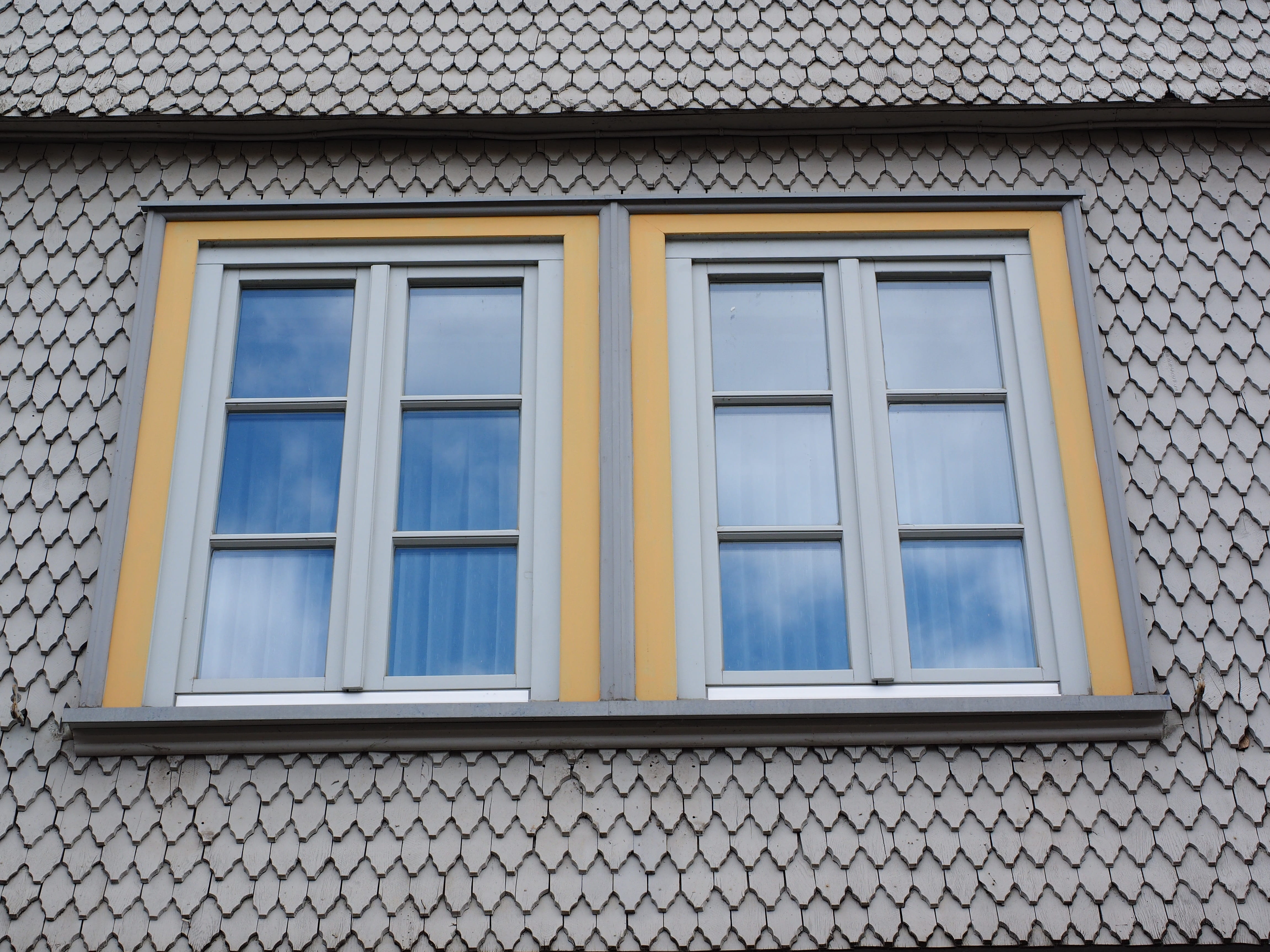 no people, pattern, outdoors, house, facade, window frame, building, low angle view, glass, glass - material, shingle, wall formwork, woodhouse, built structure, HD Wallpaper