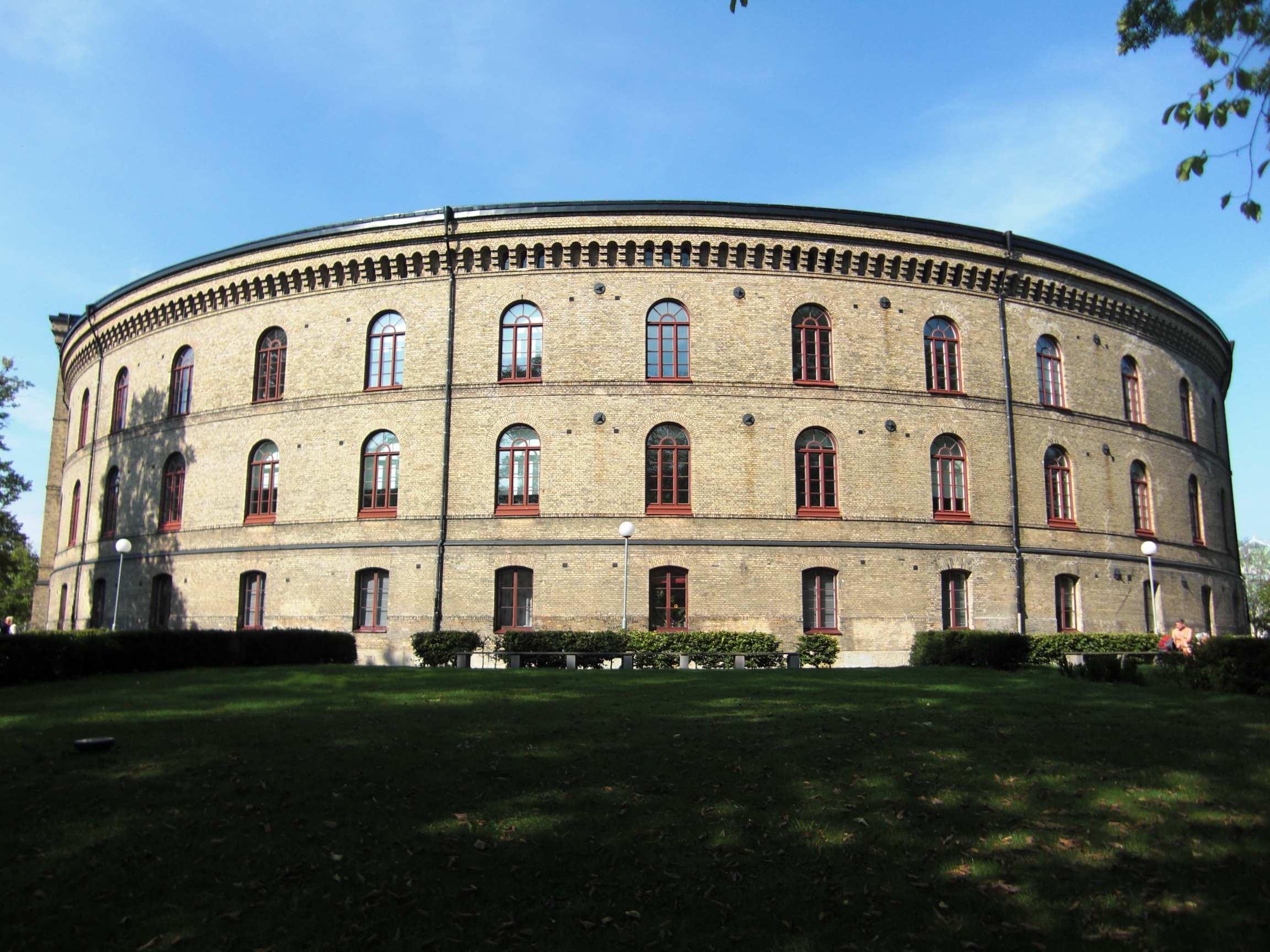 built structure, green color, 1080P, university, sky, sunlight, architecture, building exterior, building, nature, gothenburg, rotunda, facade, no people, HD Wallpaper