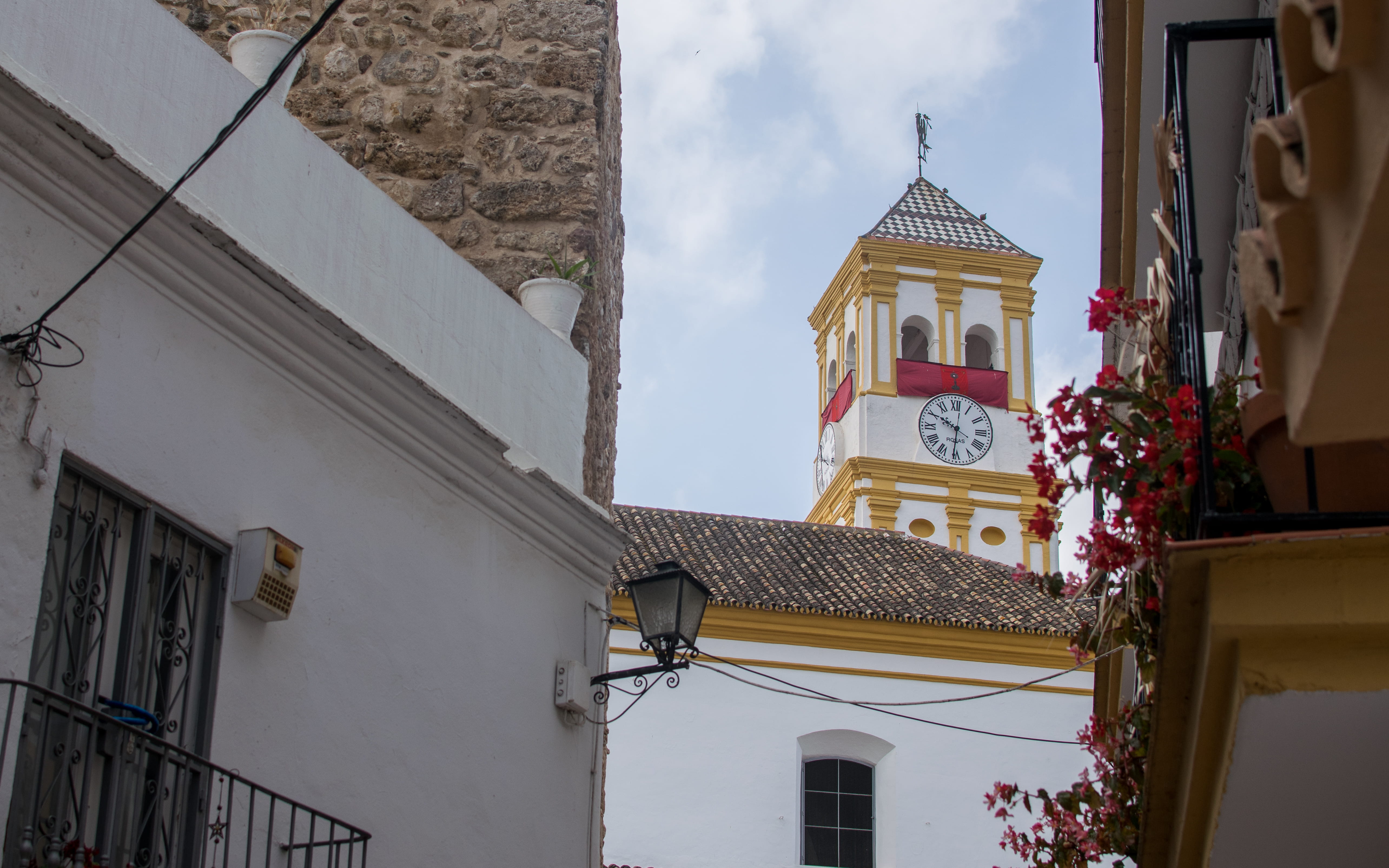 spirituality, spain, cloud - sky, low angle view, yellow, nature, tower, flowers, religion, summer, clock, place of worship, city, red, 5K, window, marbella, HD Wallpaper