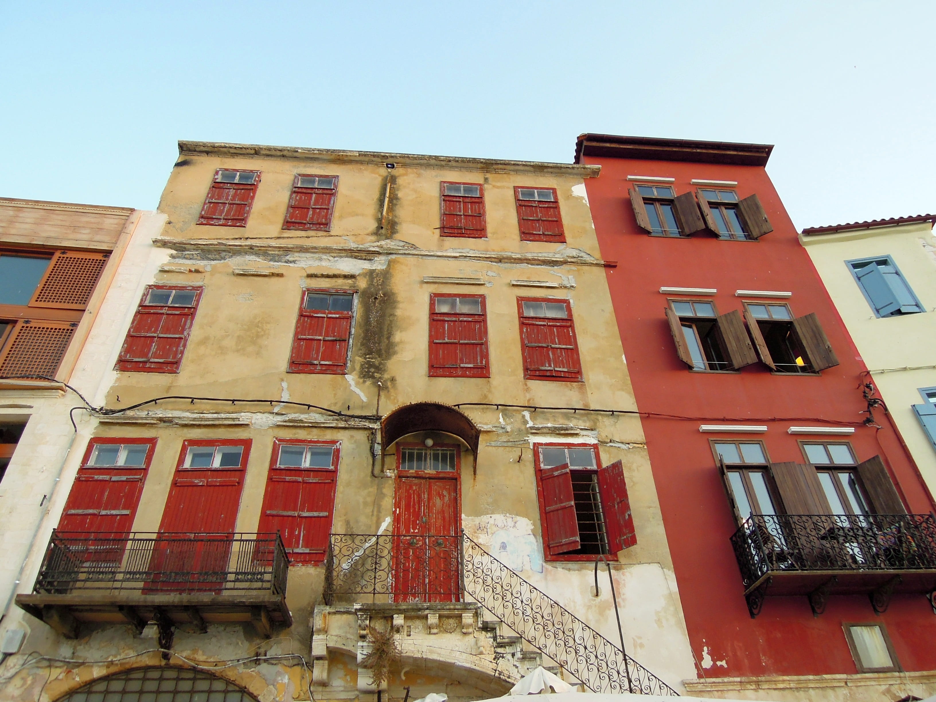 old, 2K, window, crete island, balcony, railing, no people, low angle view, Chania, built Structure, residential district, apartment, stone house, building Exterior, HD Wallpaper