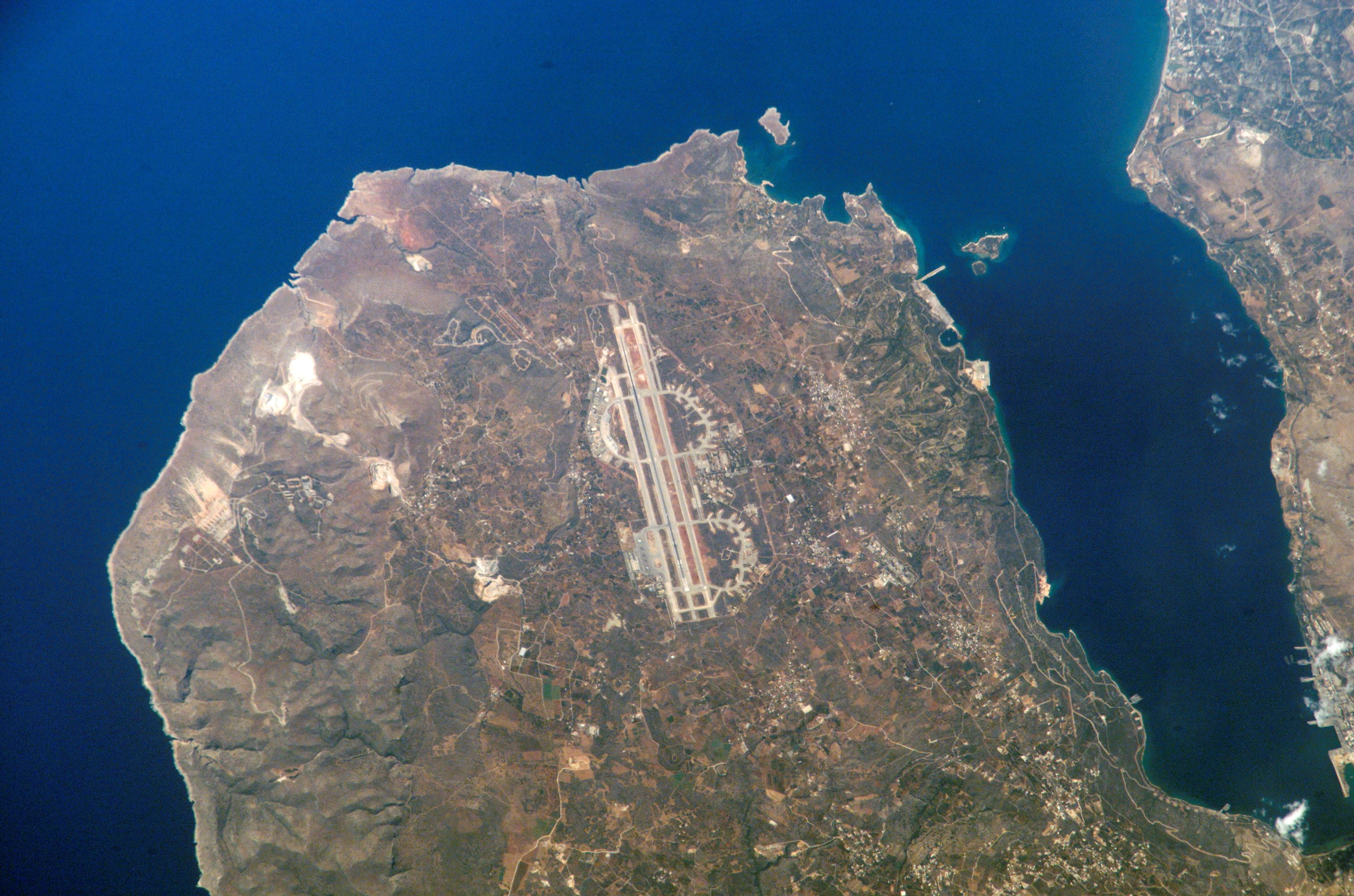 international airport, tranquility, high angle view, public domain, Aerial view, aerial, geology, rock, Chania International Airport, international, chania, HD Wallpaper