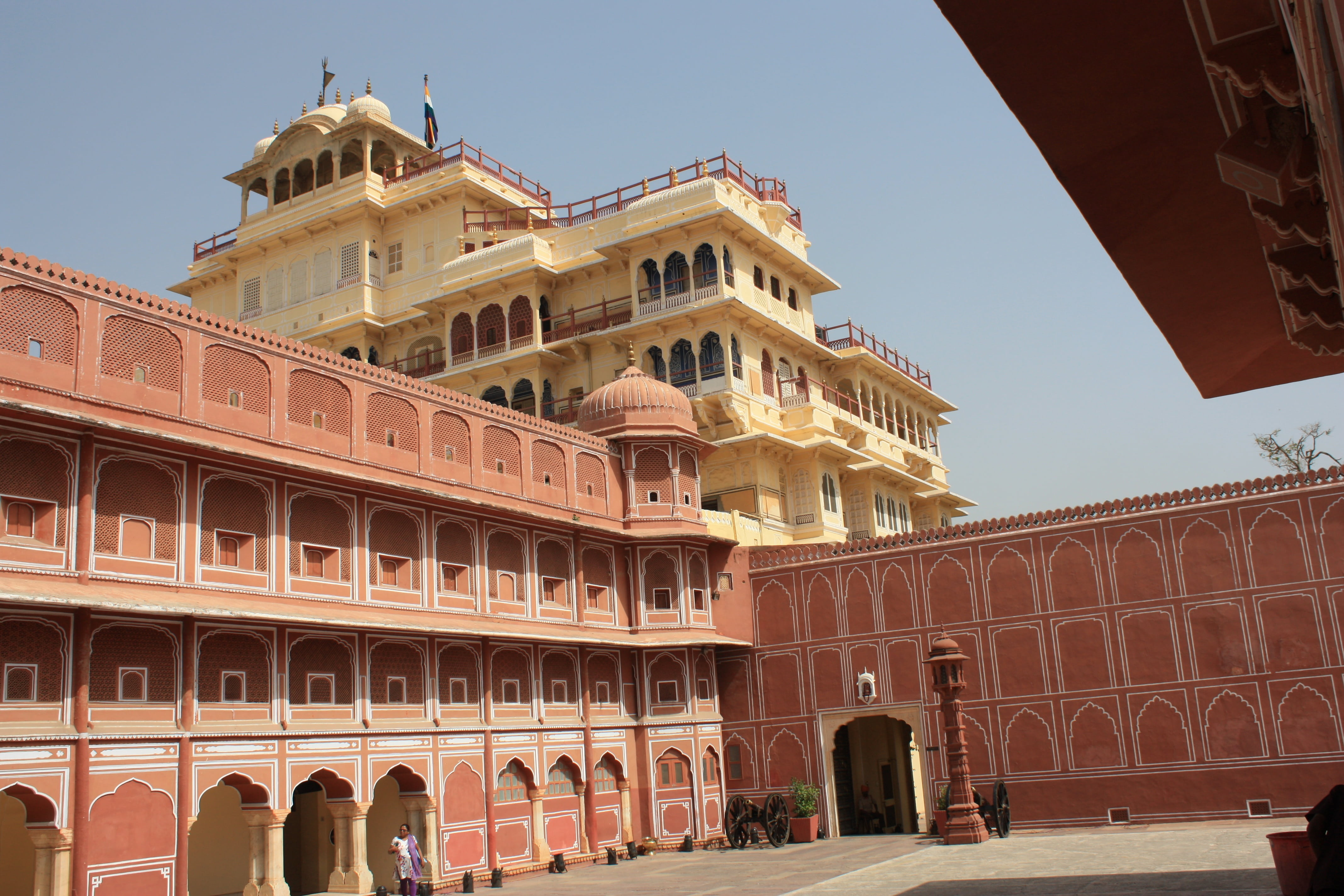 building, day, window, sky, architectural column, travel destinations, ornate, history, rajasthan, arch, building exterior, low angle view, nature, city palace, HD Wallpaper