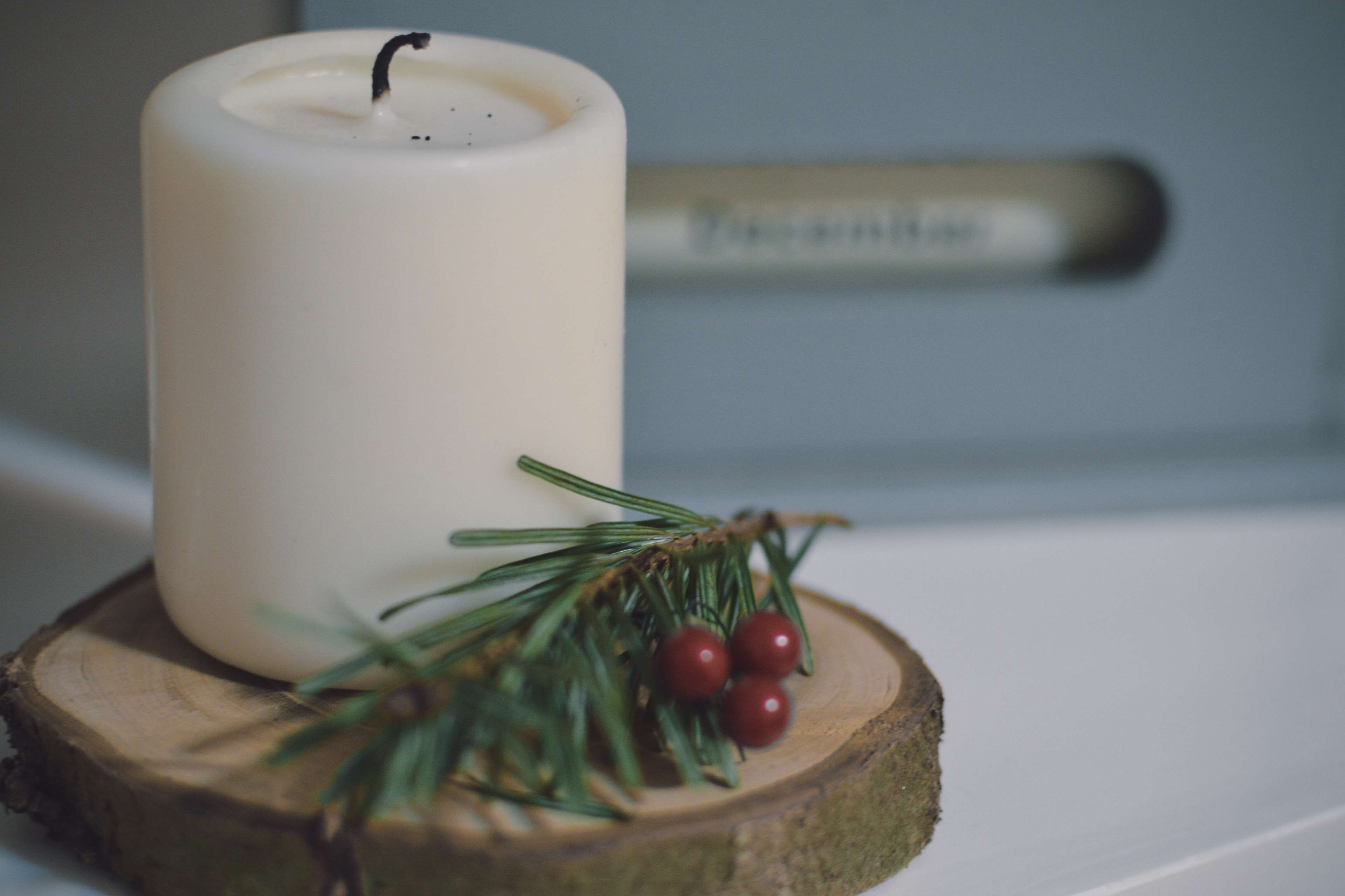 decoration, still life, freshness, household equipment, healthy eating, home, milk, mistletoe, wood, 4K, plant, life, focus on foreground, light, food and drink, HD Wallpaper