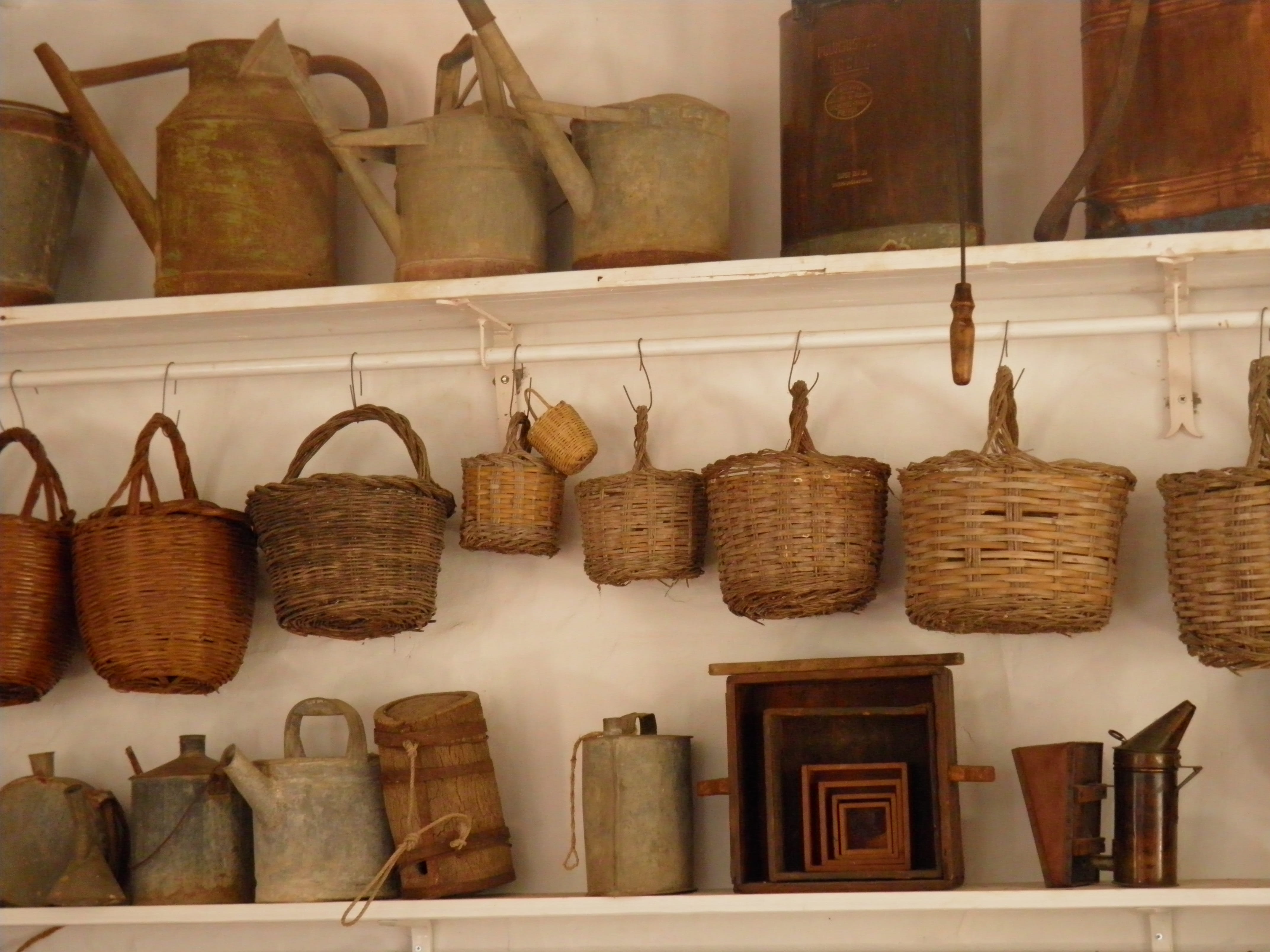 day, container, texture, wood - material, still life, Weaving, Agricultural, no people, sale, large group of objects, retail display, jar, collection, craft, HD Wallpaper