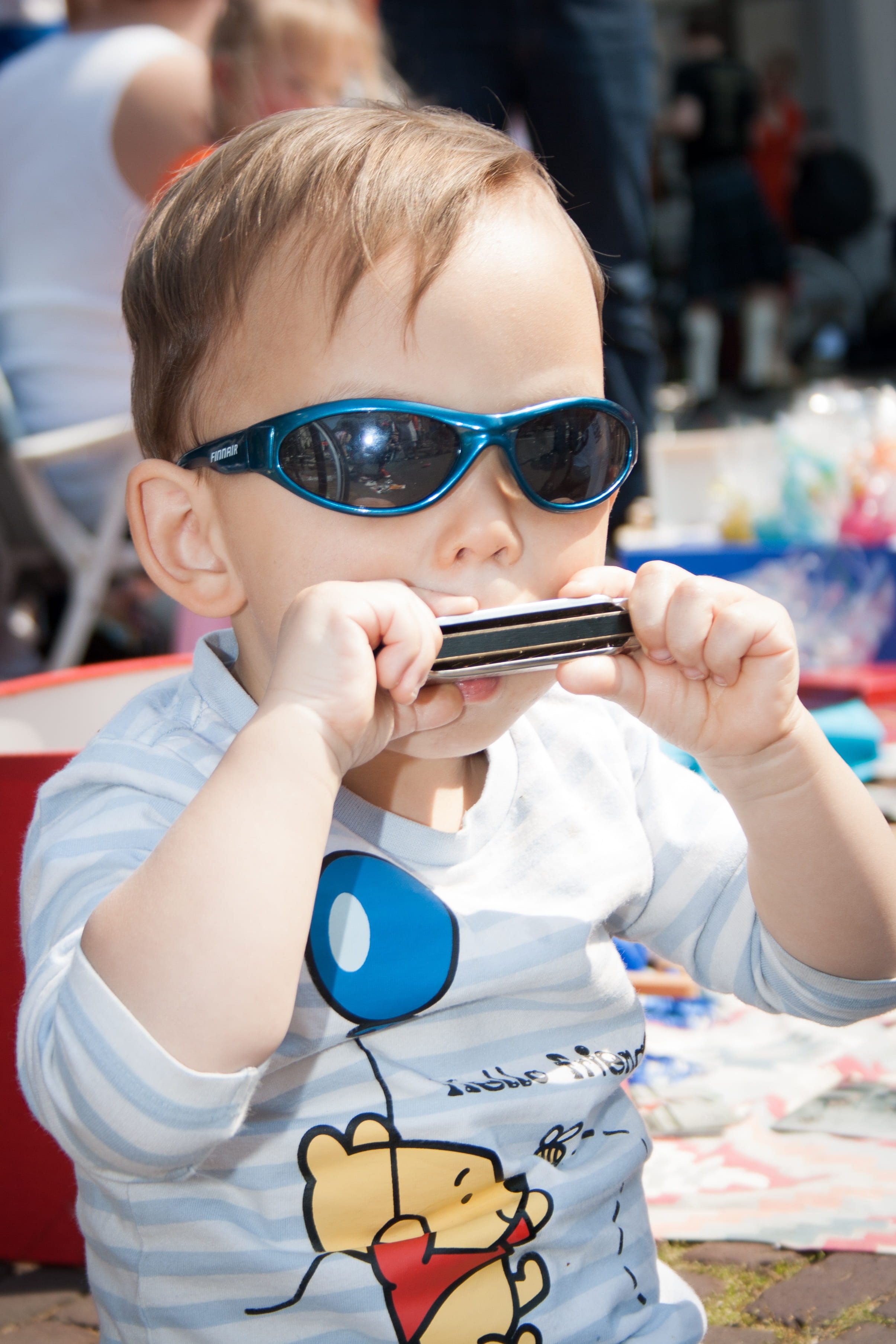 one person, males, play, lol, lifestyles, child, lamu, growing up, game, infant, fun, glasses, focus on foreground, girls, cute, sunglasses, sweetie, play along, Phone HD Wallpaper