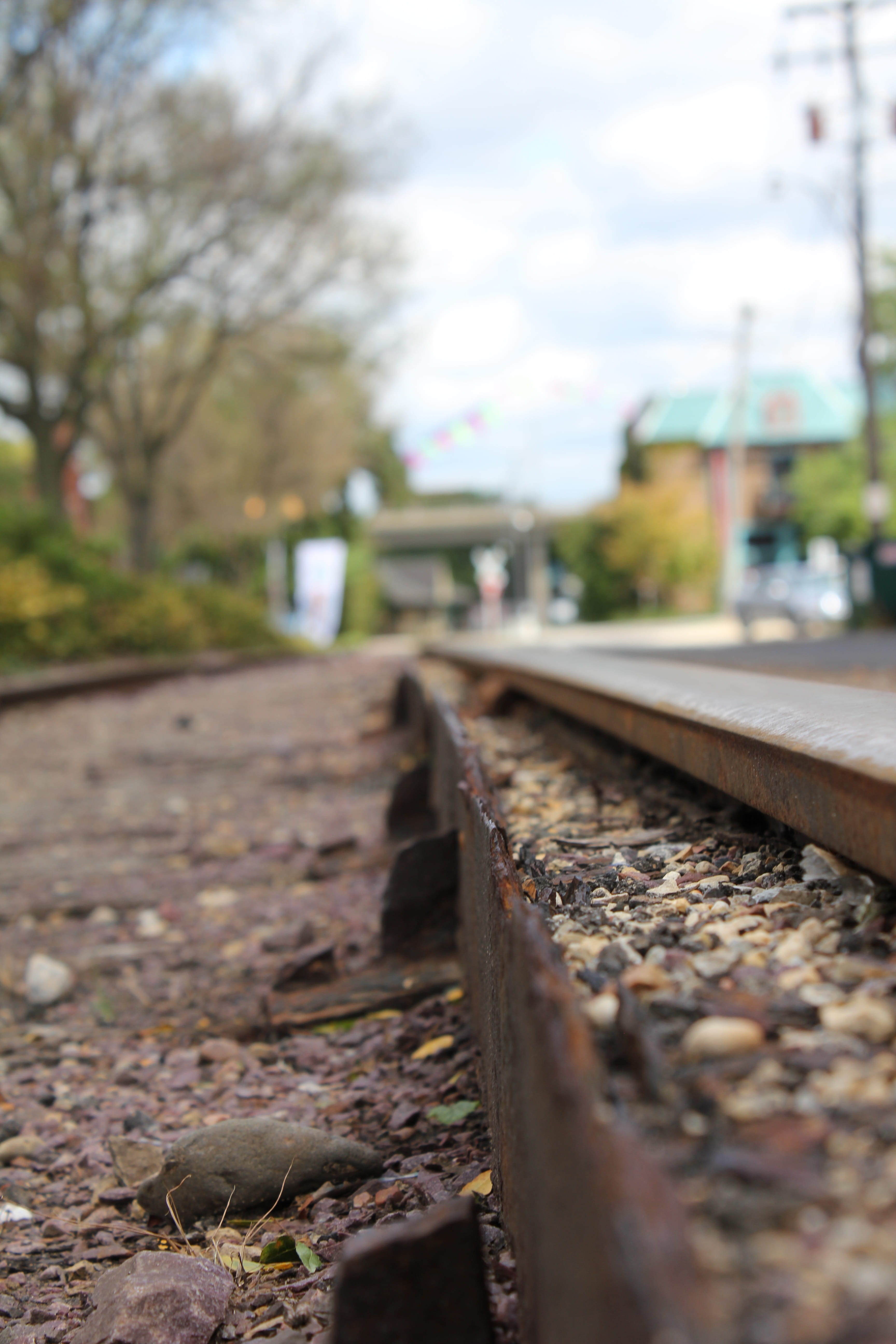 railroad track, cloud - sky, transportation, focus on foreground, diminishing perspective, sky, close-up, metal, tracks, urban, the way forward, railroad, Phone HD Wallpaper