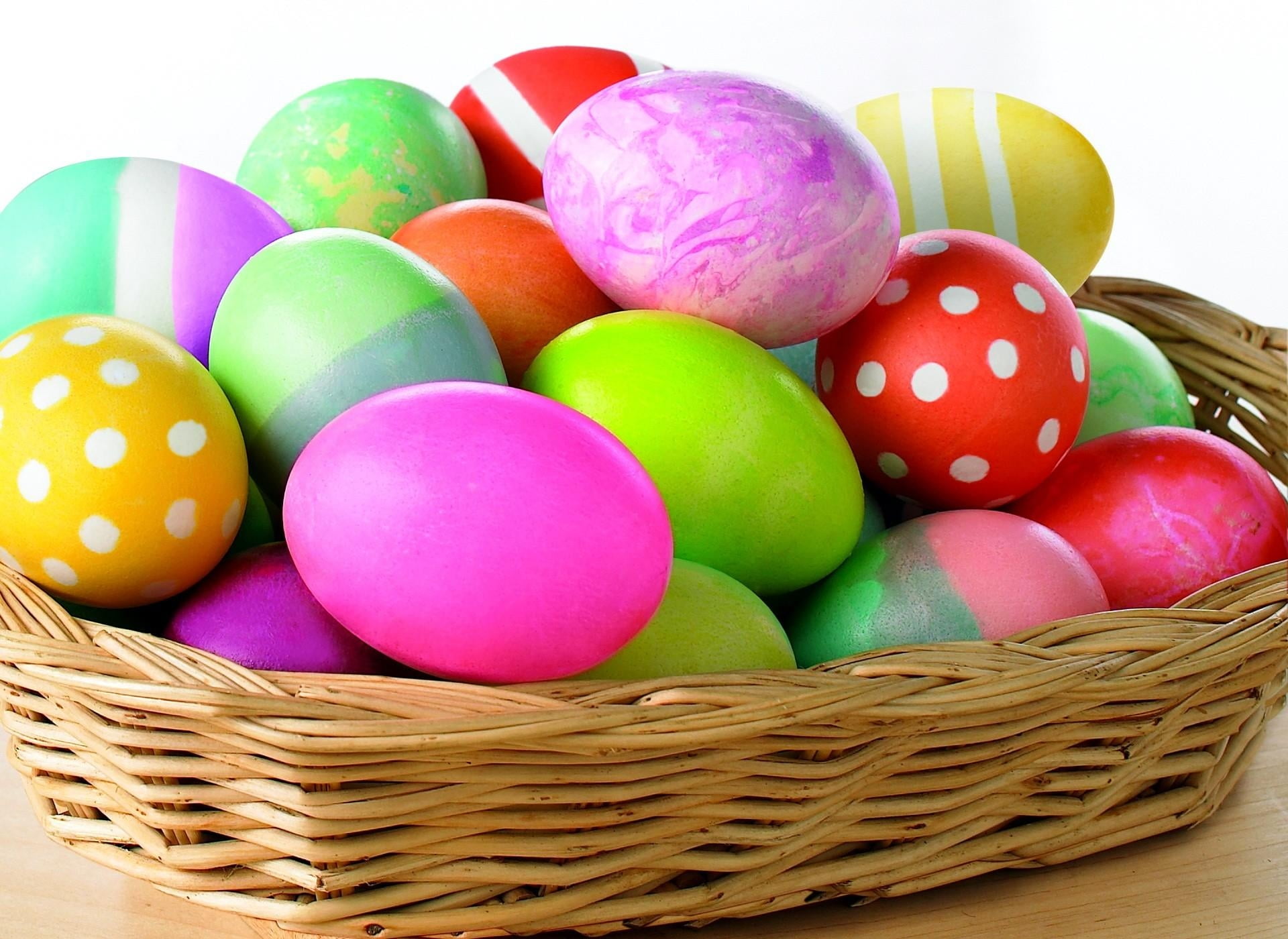 gift, colors, religion, close-up, group of Objects, christianity, temptation, holiday, green Color, paint, food, animal Egg, ornate, event, backgrounds, HD Wallpaper