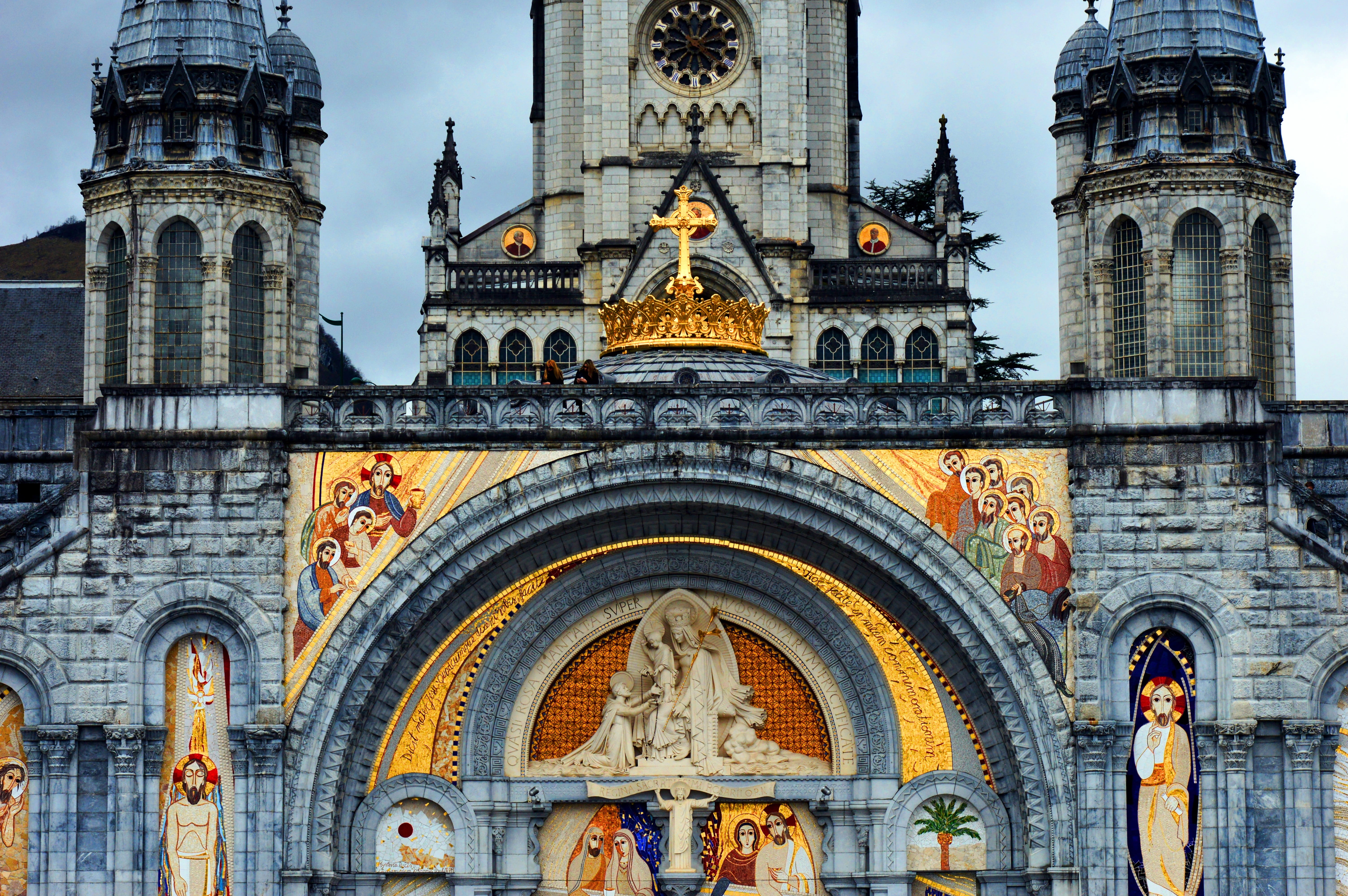 the past, religion, 5K, belief, ecumenism symbol, history, low angle view, travel, outdoors, sanctuary, built structure, heavy, city, arch, no people, HD Wallpaper