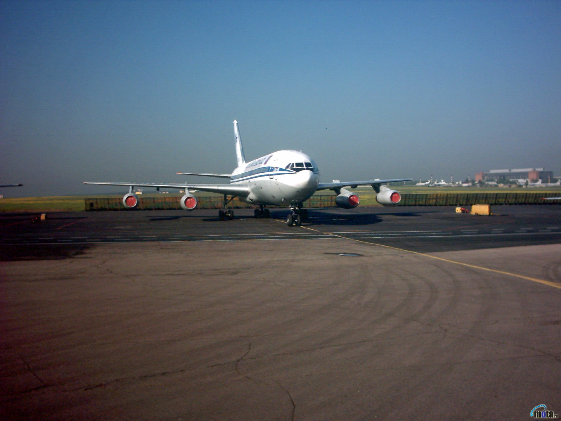 aeroplane, 1080P, art, airfield, Russian Airlines, tupoleuv, commercial, rusian, aircraft, aeroflot, airlines, hd, HD Wallpaper