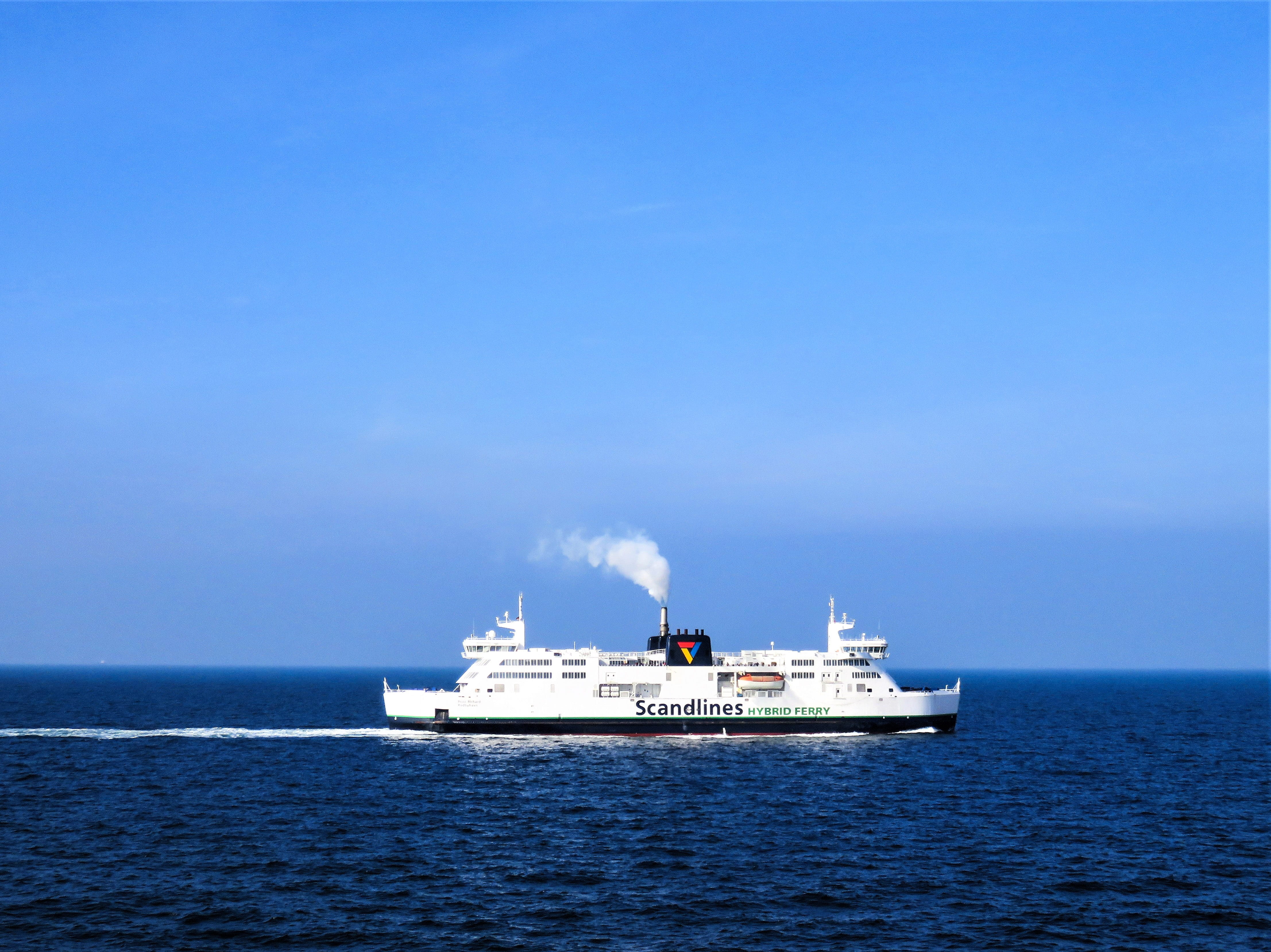 horizon, outdoors, day, yacht, waterfront, seafaring, denmark, germany, quiet lake, 4K, no people, ferry, sea, ferry service, baltic sea, horizon over water, HD Wallpaper