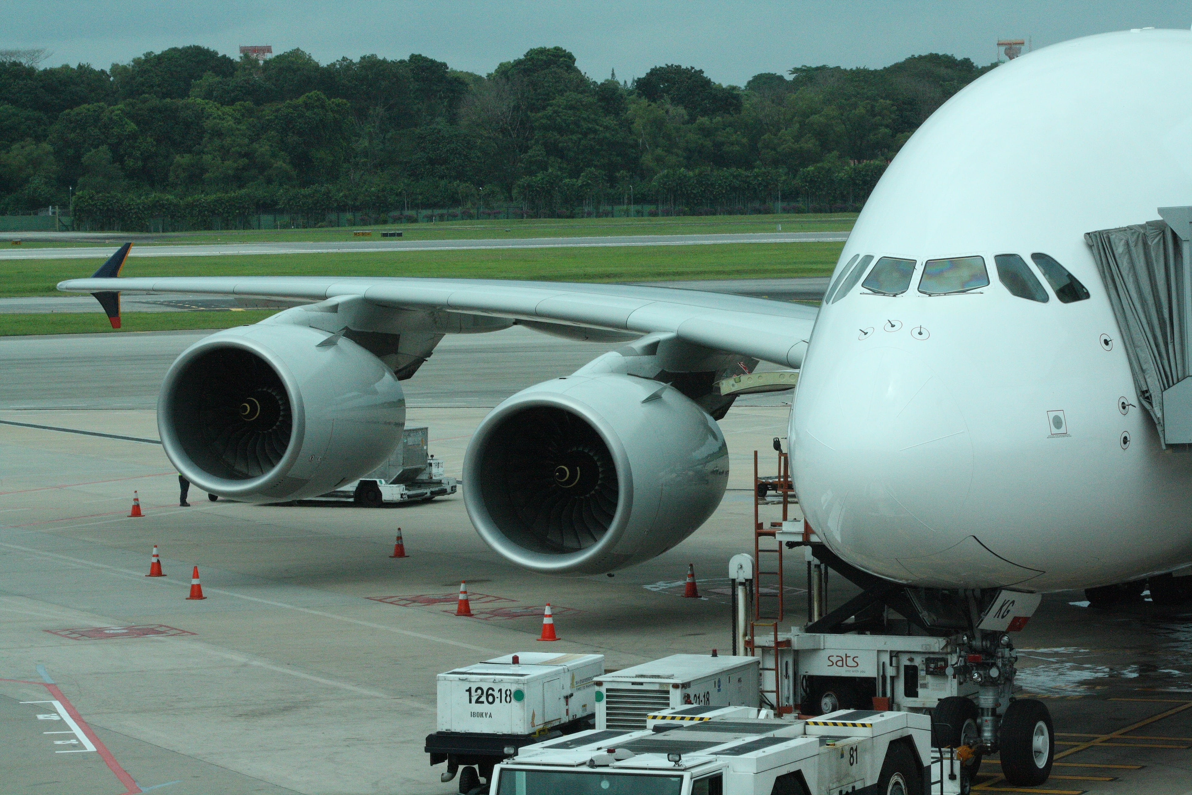 white, air vehicle, day, transportation, singapore airlines, commercial airplane, aerospace industry, industry, aircraft, outdoors, leaving, fuel and power generation, HD Wallpaper