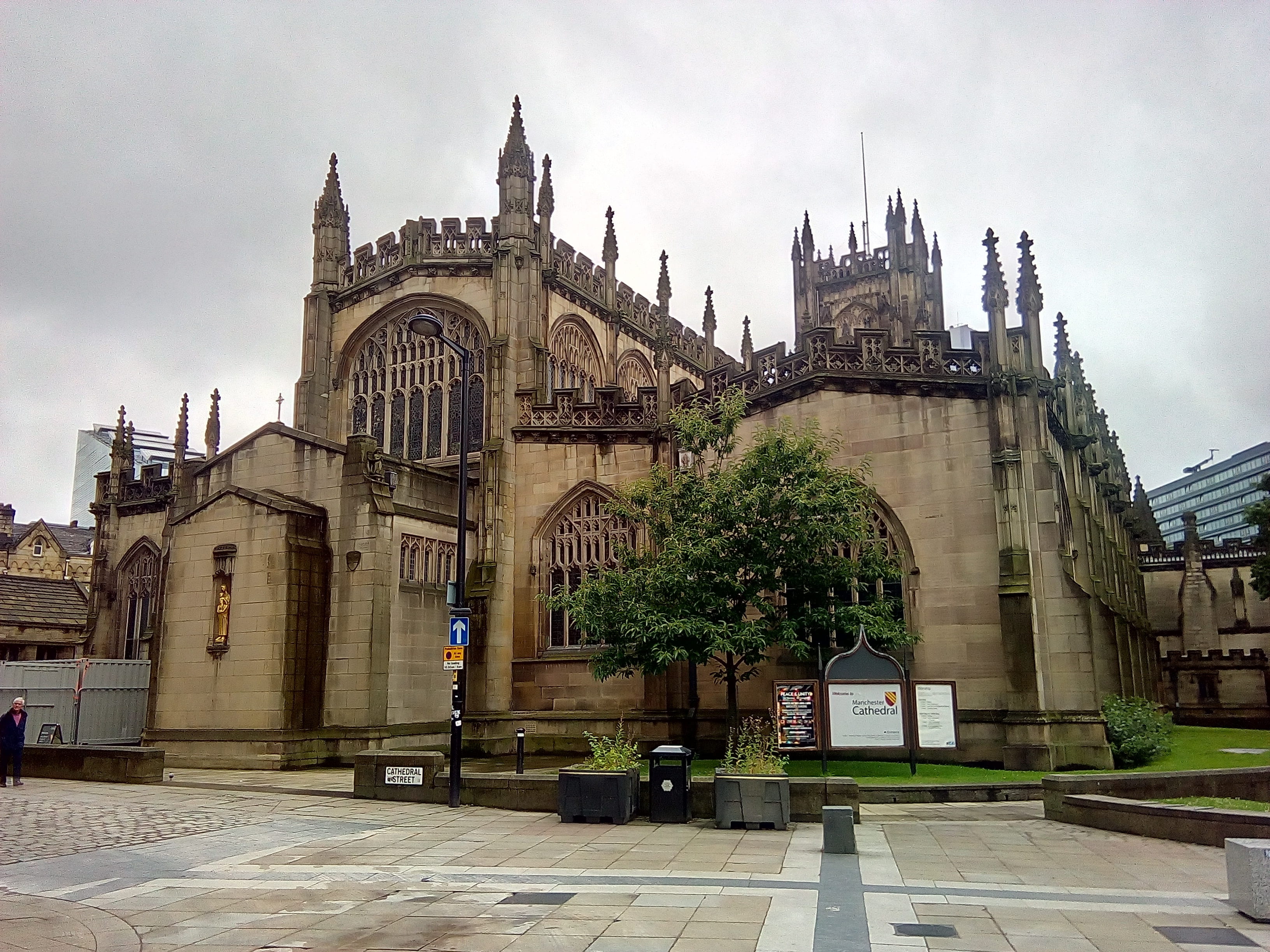 building, outdoors, cathedral, spirituality, gothic style, cloud - sky, city, nature, built structure, architecture, no people, england, 2K, pilgrimage, HD Wallpaper