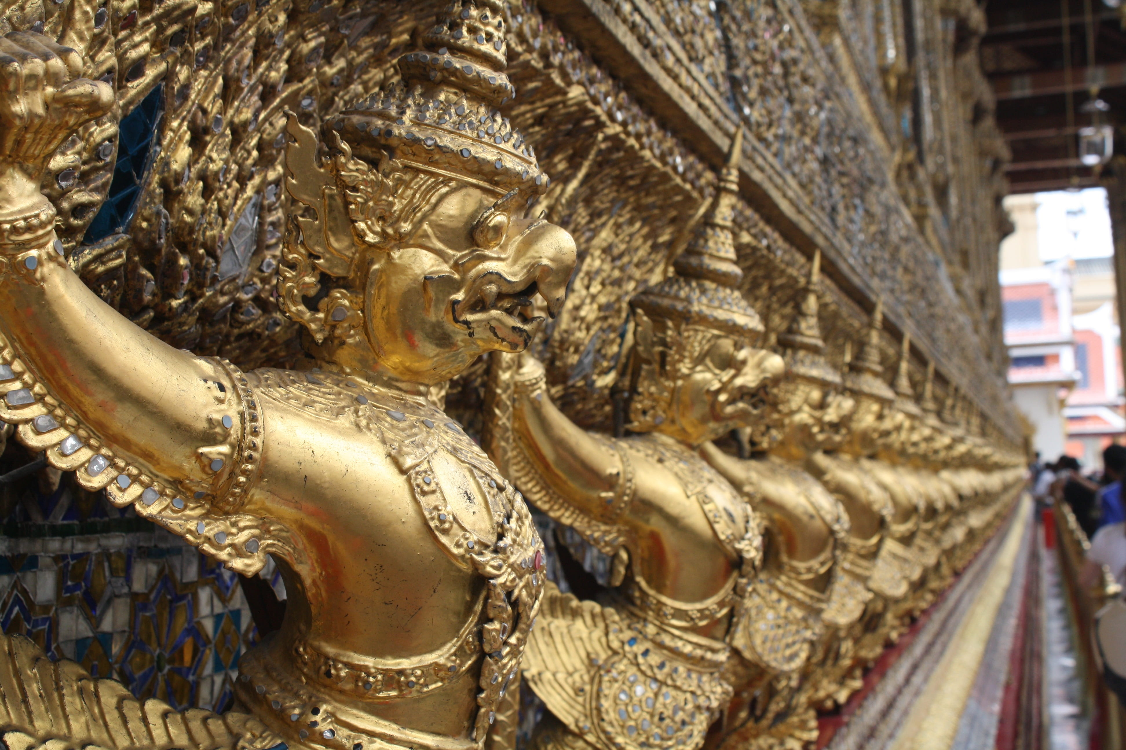 ornate, built structure, gold colored, history, building, statue, travel destinations, gilded, religion, creativity, male likeness, craft, no people, sculpture, HD Wallpaper