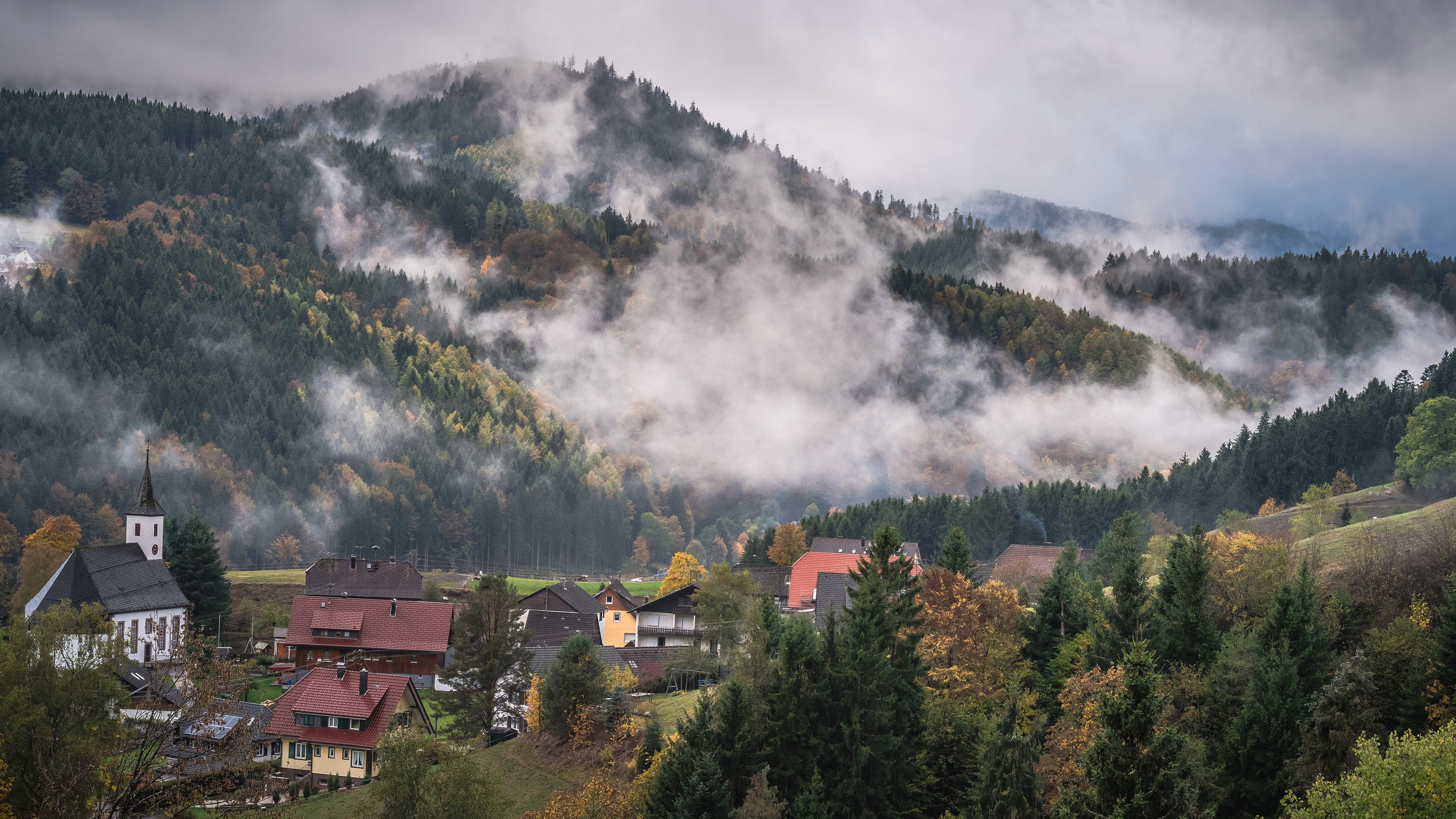 building, outdoors, mountain range, 4K, house, valley, residential district, hill station, mountain peak, beauty in nature, mountain, wilderness, sky, HD Wallpaper