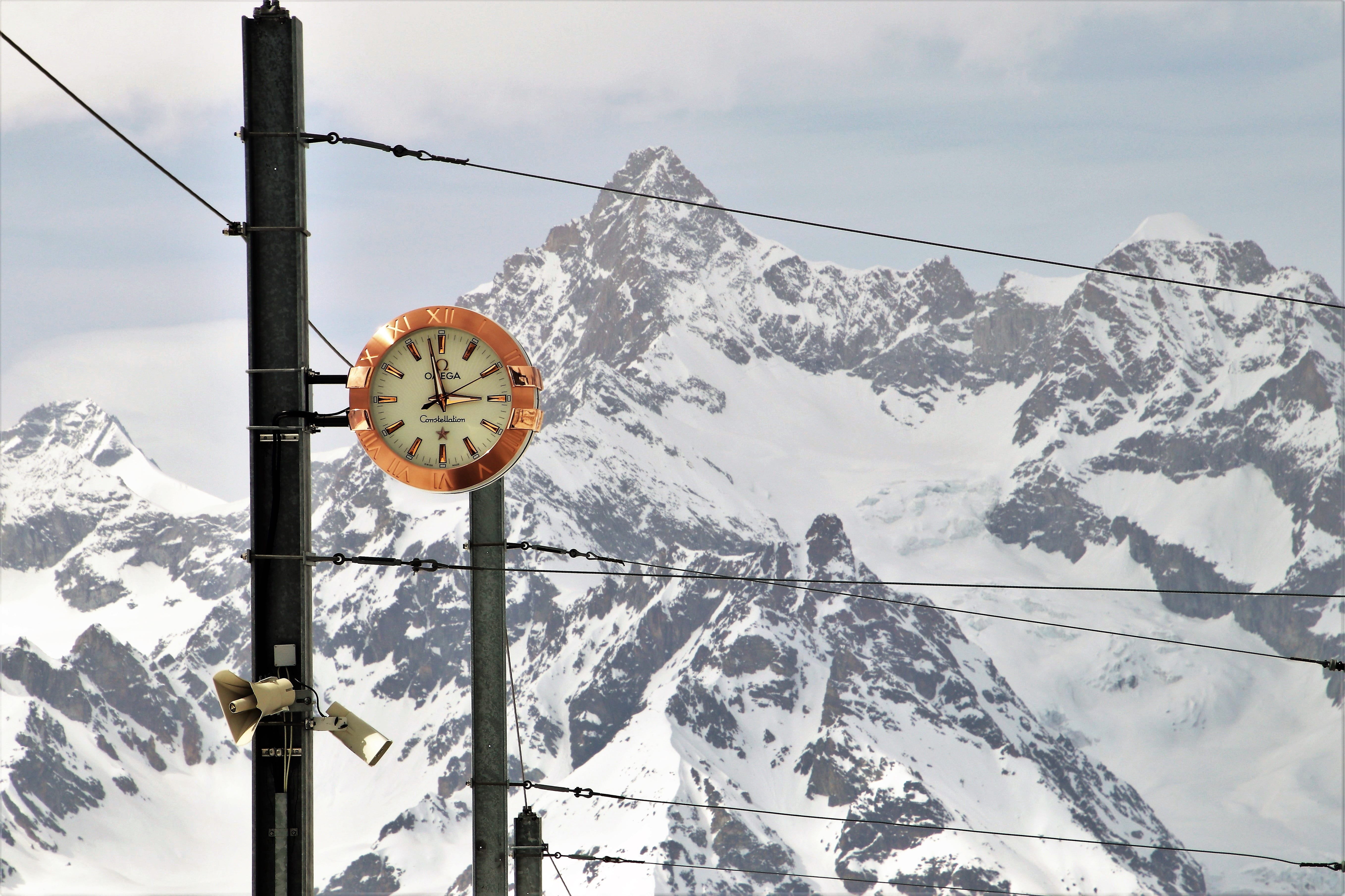 clock shield, seasons of the year, scenery, alpine, mountain range, day, snowcapped mountain, in the mountains, zermatt, cable, panorama, view, peace of mind, HD Wallpaper