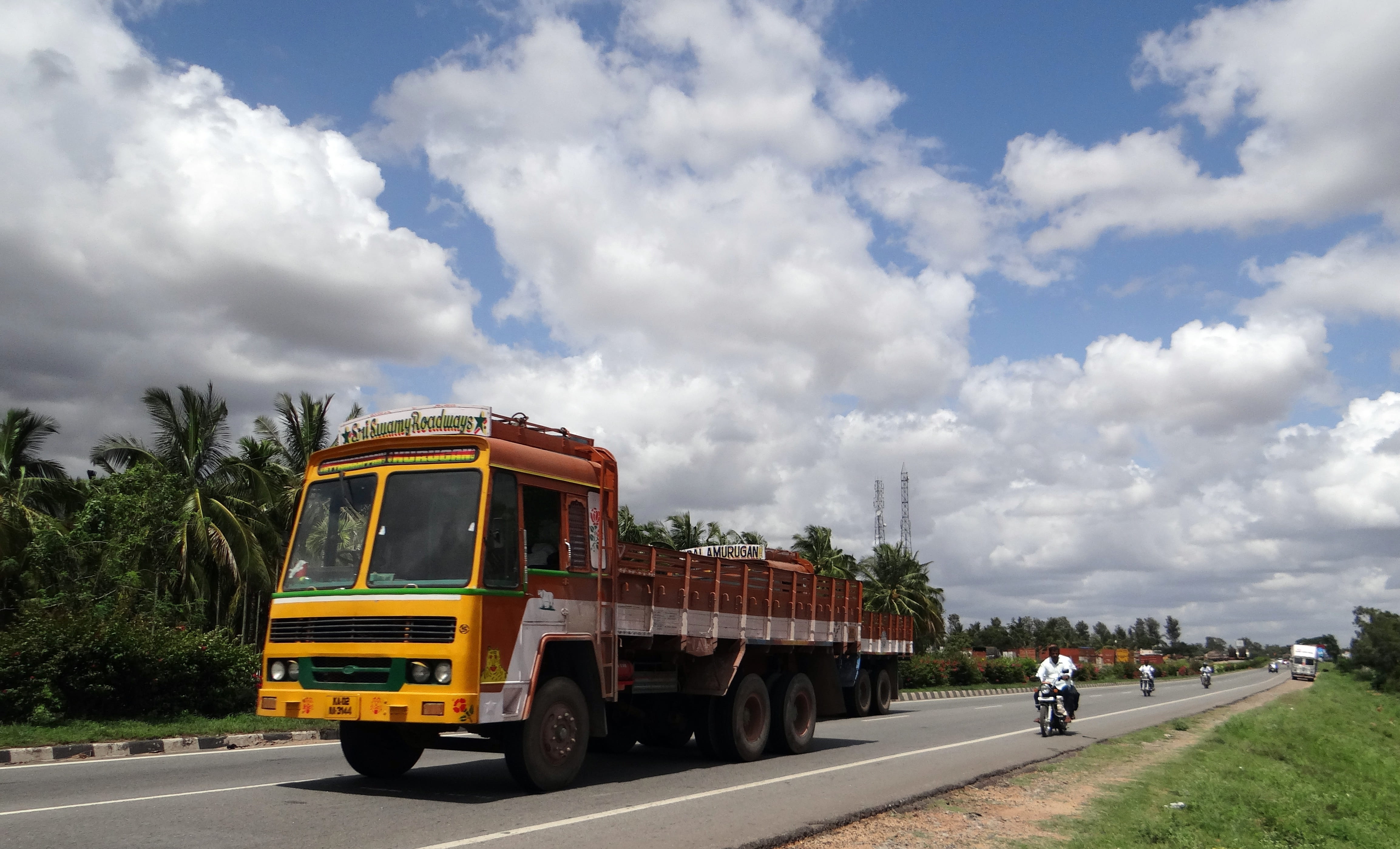 day, transport, transportation, motor vehicle, nature, plant, karnataka, street, men, public transportation, mode of transportation, sky, land vehicle, HD Wallpaper